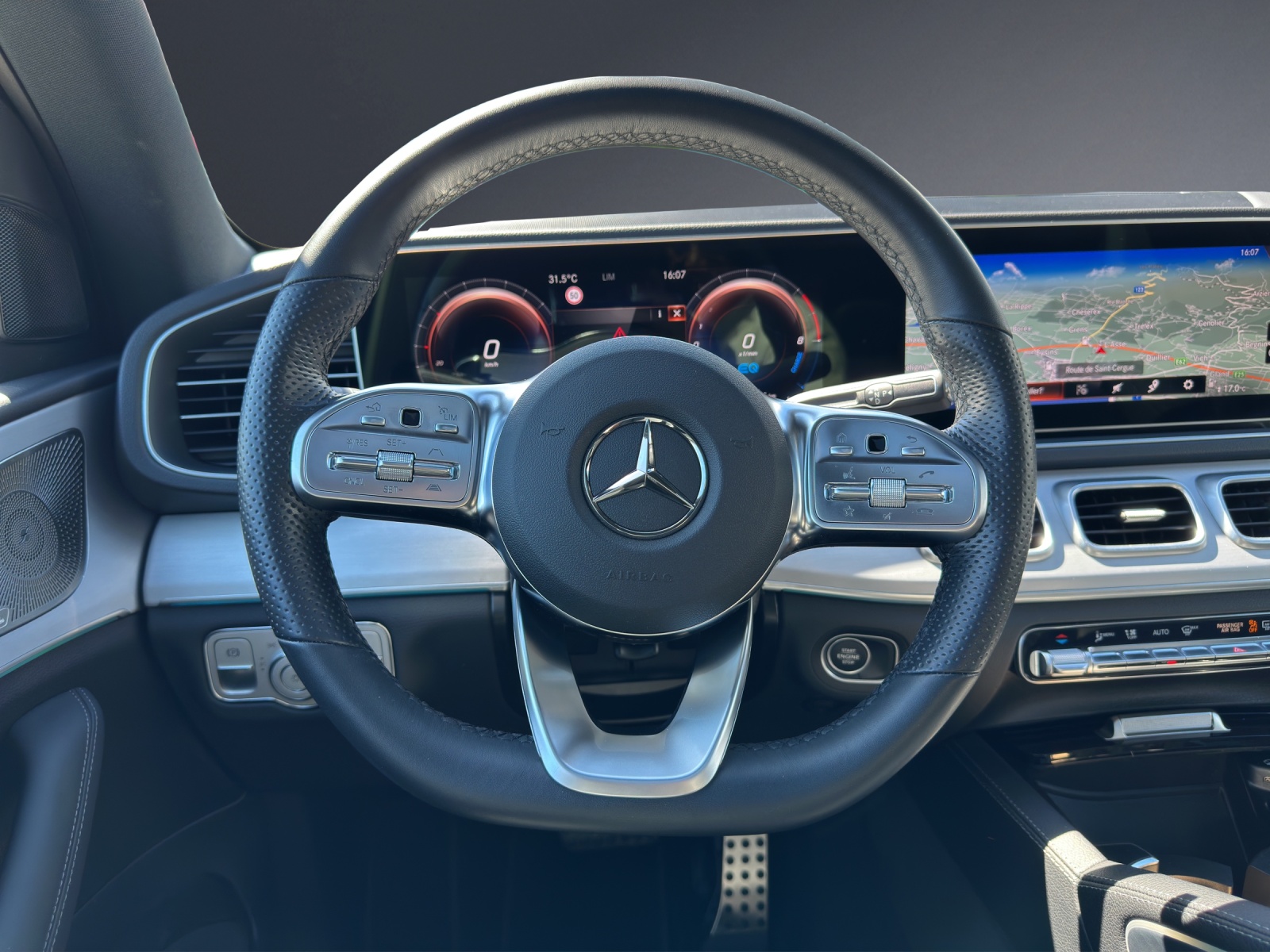 MERCEDES-BENZ GLE 350 e 4Matic AMG Line 9G-Tronic-image-14