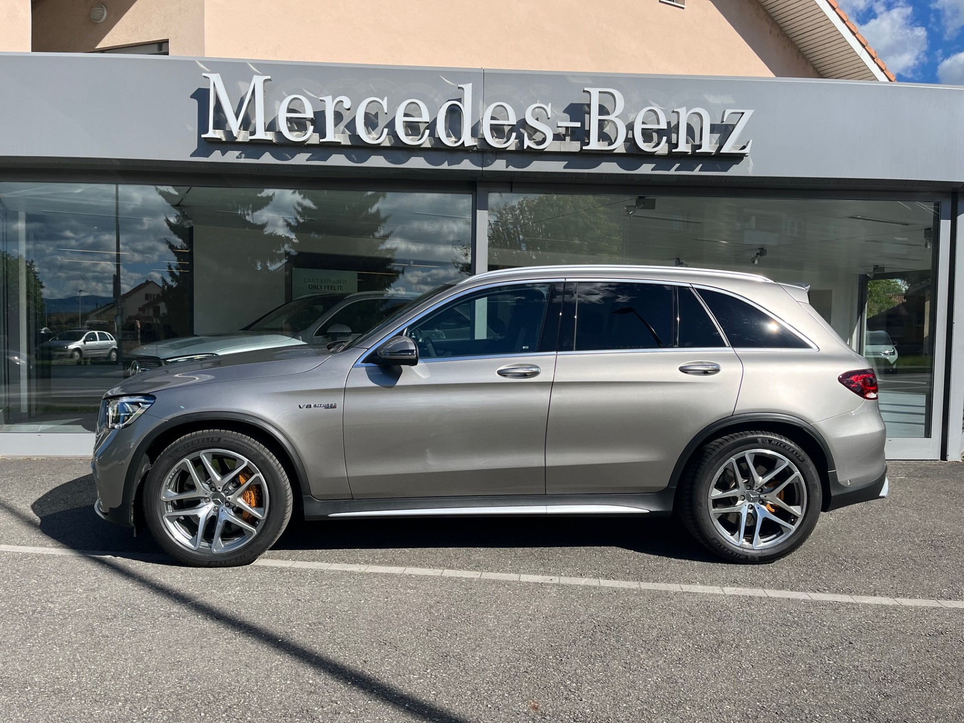 MERCEDES-BENZ GLC 63 S AMG 4Matic 9G-Tronic-showroom-element-2