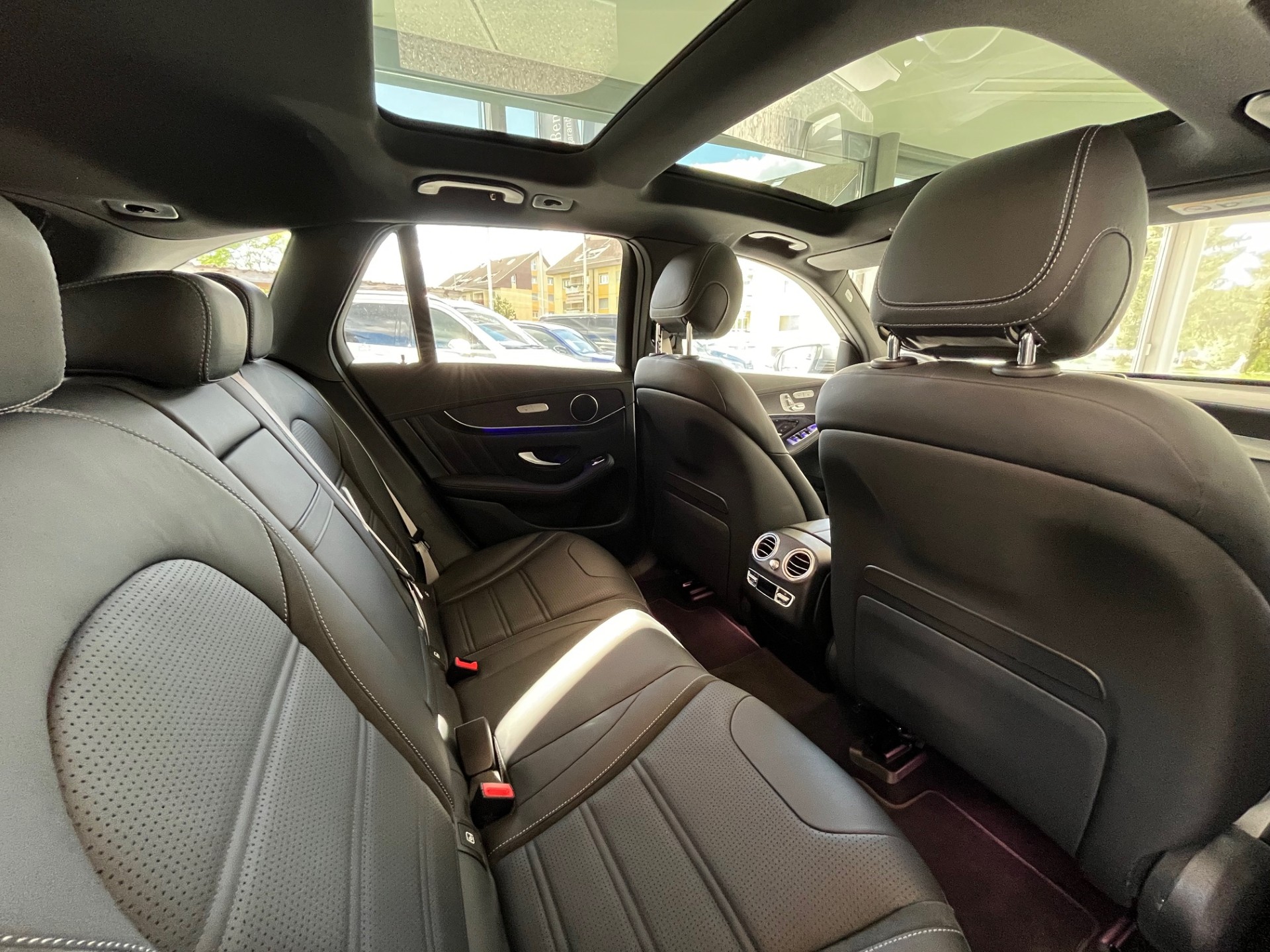 MERCEDES-BENZ GLC 63 S AMG 4Matic 9G-Tronic-image-9