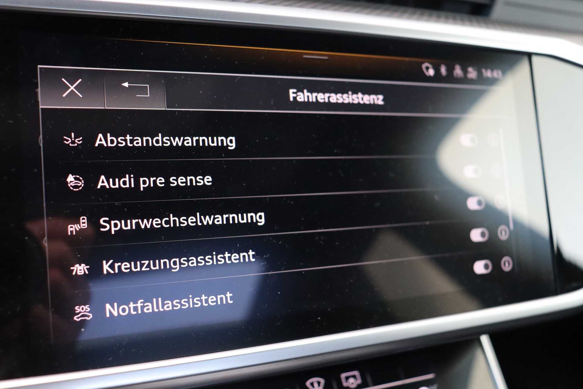 AUDI RS6 Avant 4.0 TFSI V8 quattro **CH-FZ**-image-18
