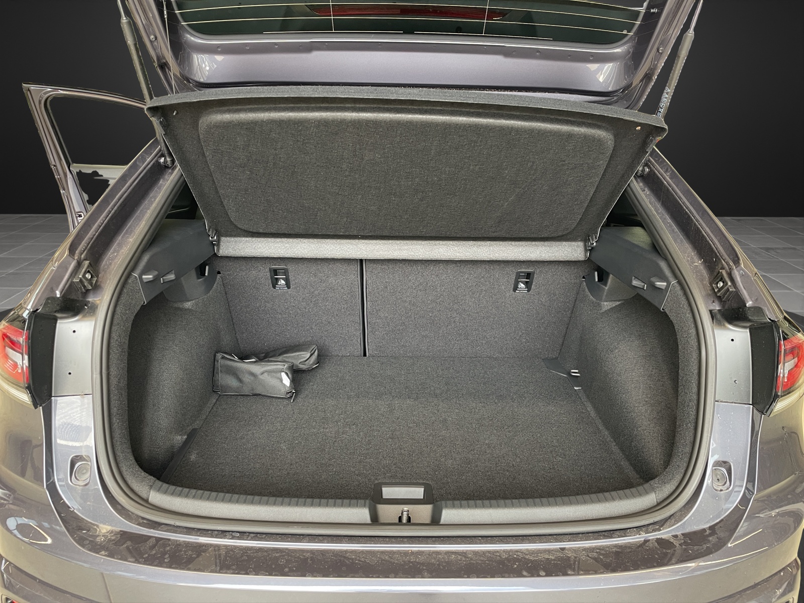 VW Taigo 1.5 TSI R-Line DSG-image-12