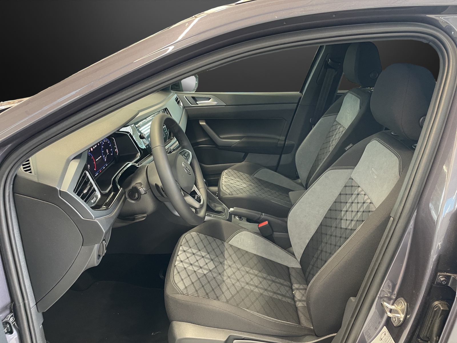 VW Taigo 1.5 TSI R-Line DSG-image-7