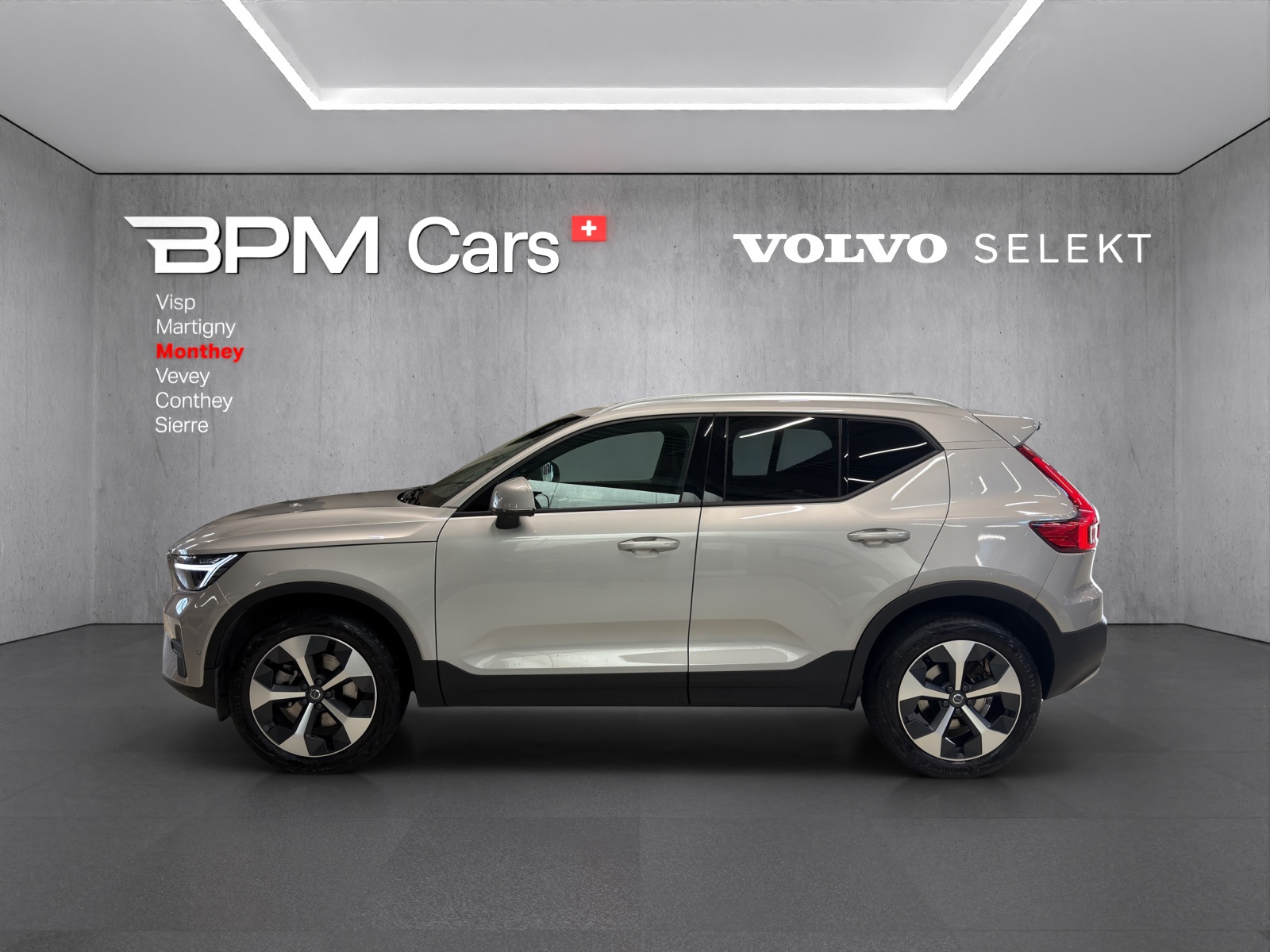Image VOLVO XC40 XC40 B3 Benzin Mild Hybrid Xcite DCT