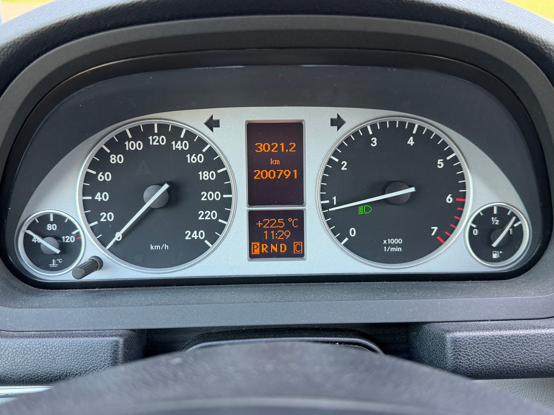MERCEDES-BENZ B 170-image-16