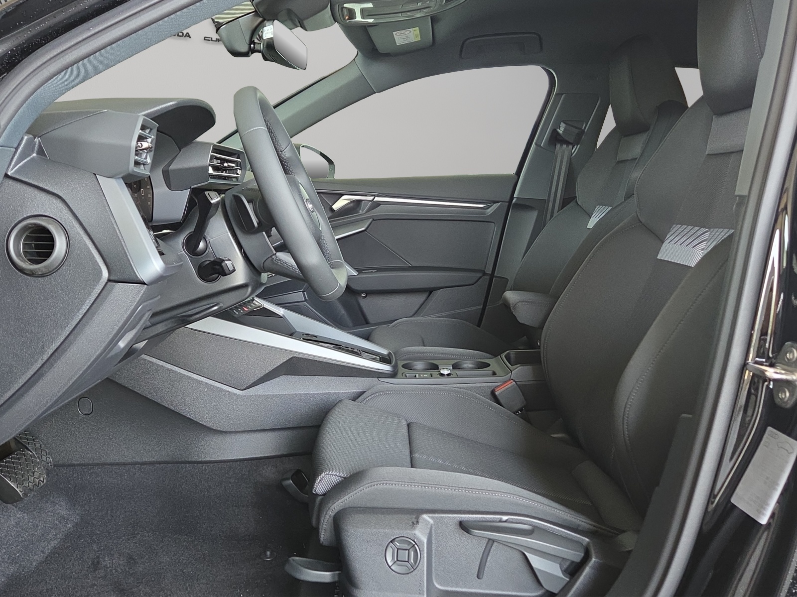 AUDI A3 Sportback 35 TFSI S line Attraction S-tronic-image-5