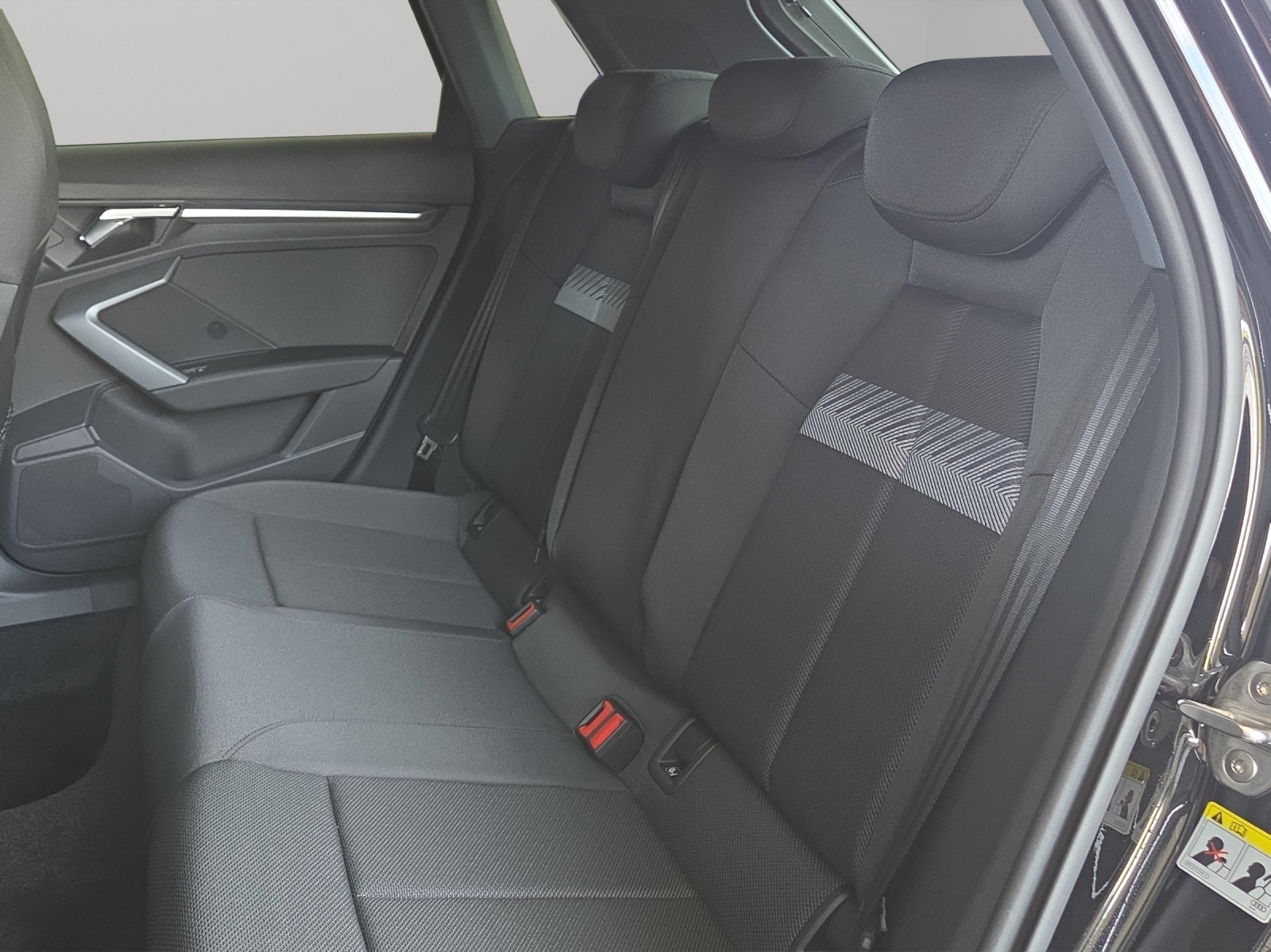 AUDI A3 Sportback 35 TFSI S line Attraction S-tronic-image-8