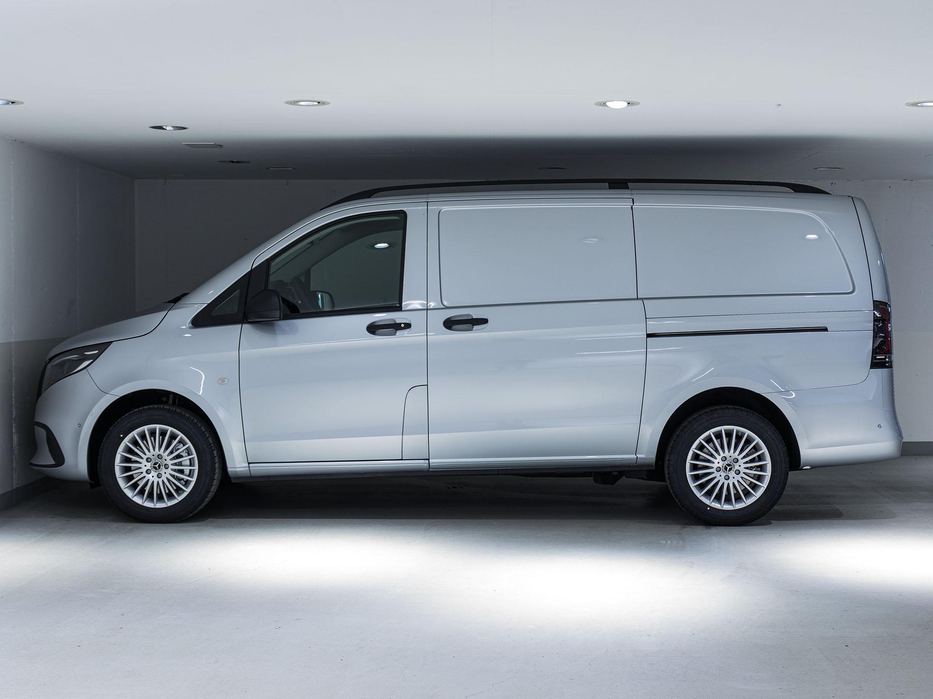 MERCEDES-BENZ Vito 119 CDI 4x4 Kasten Lang-image-4