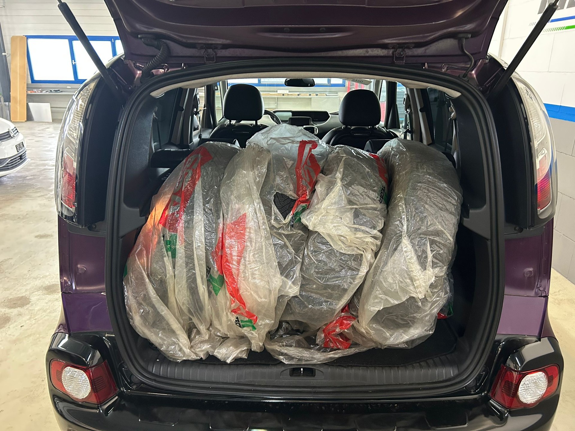 CITROEN C3 Picasso 1.6 BlueHDi Exclusive-image-13