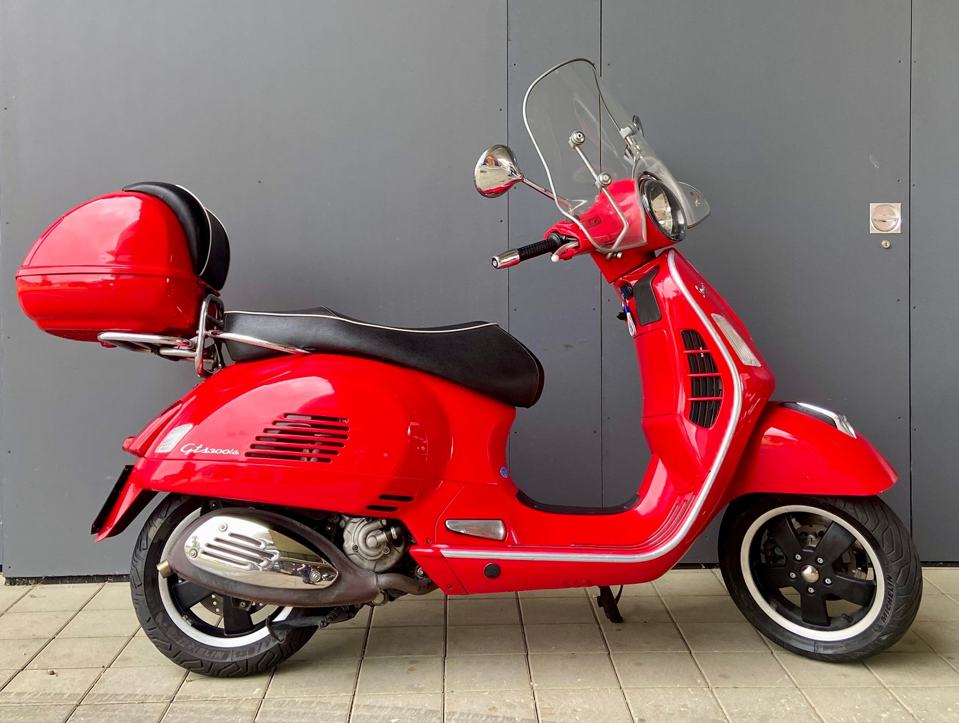 PIAGGIO Vespa GTS Super 300 i.e