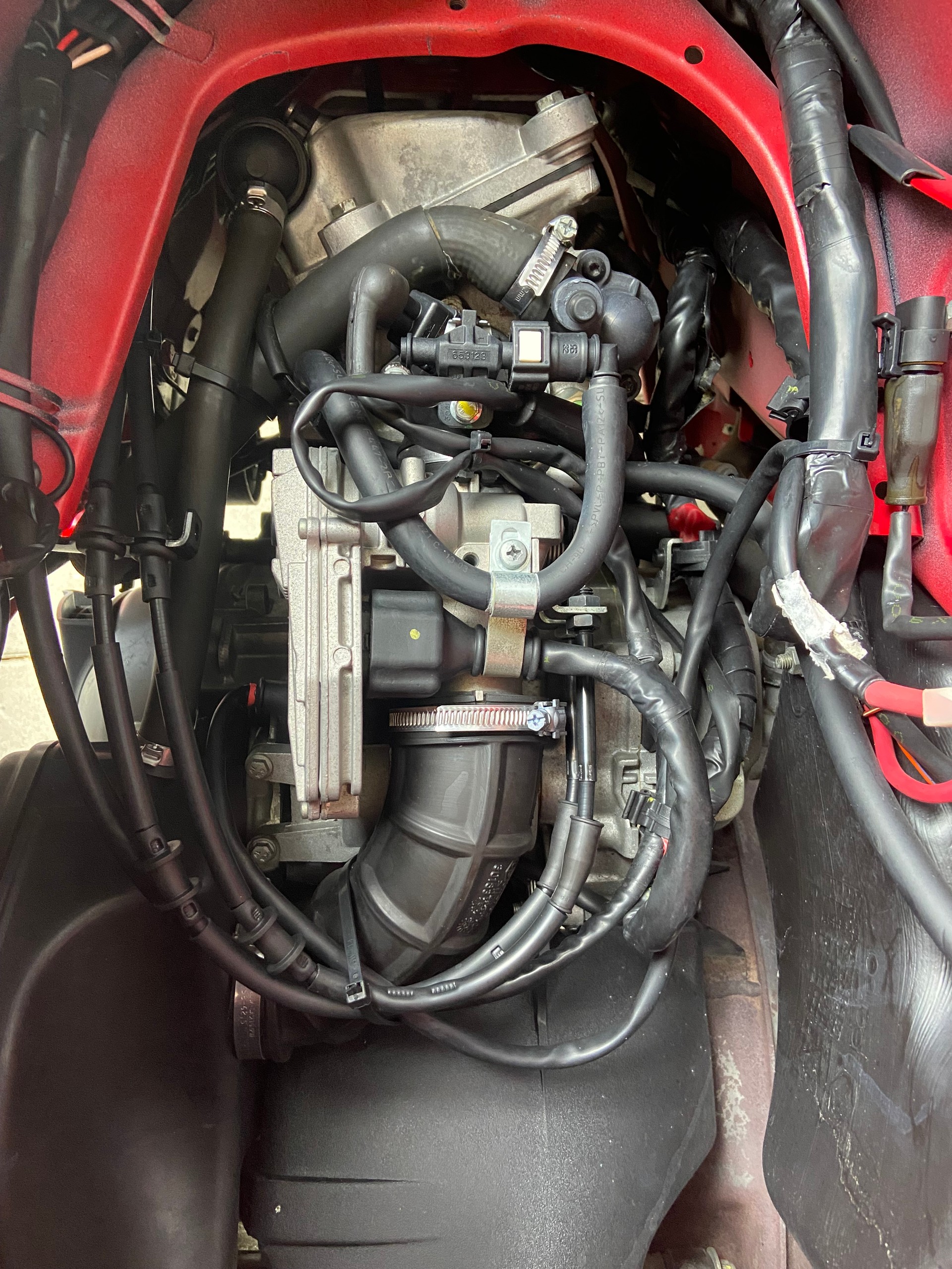 PIAGGIO Vespa GTS Super 300 i.e-image-7