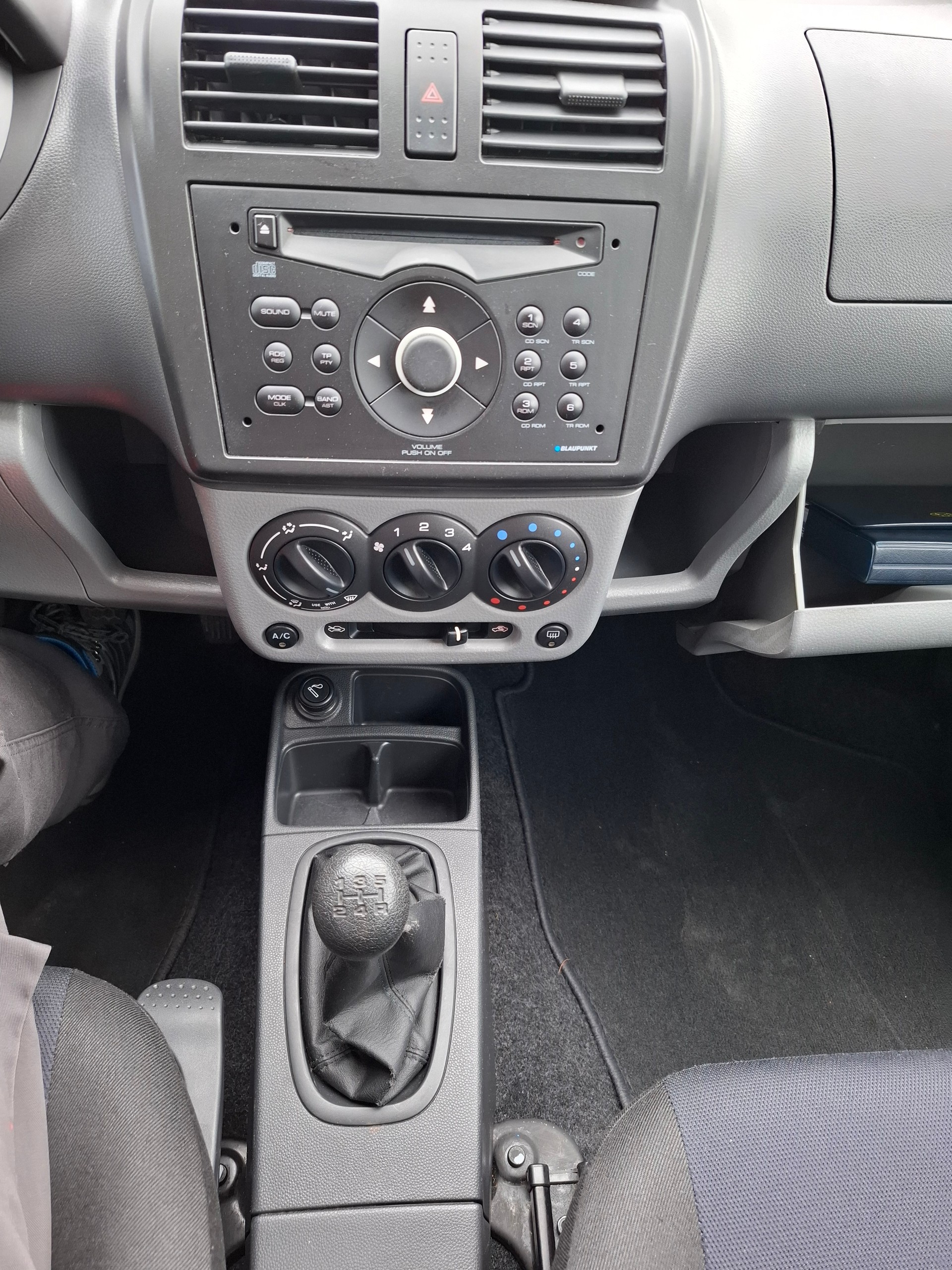 SUBARU G3X Justy 1.5 AWD-image-12