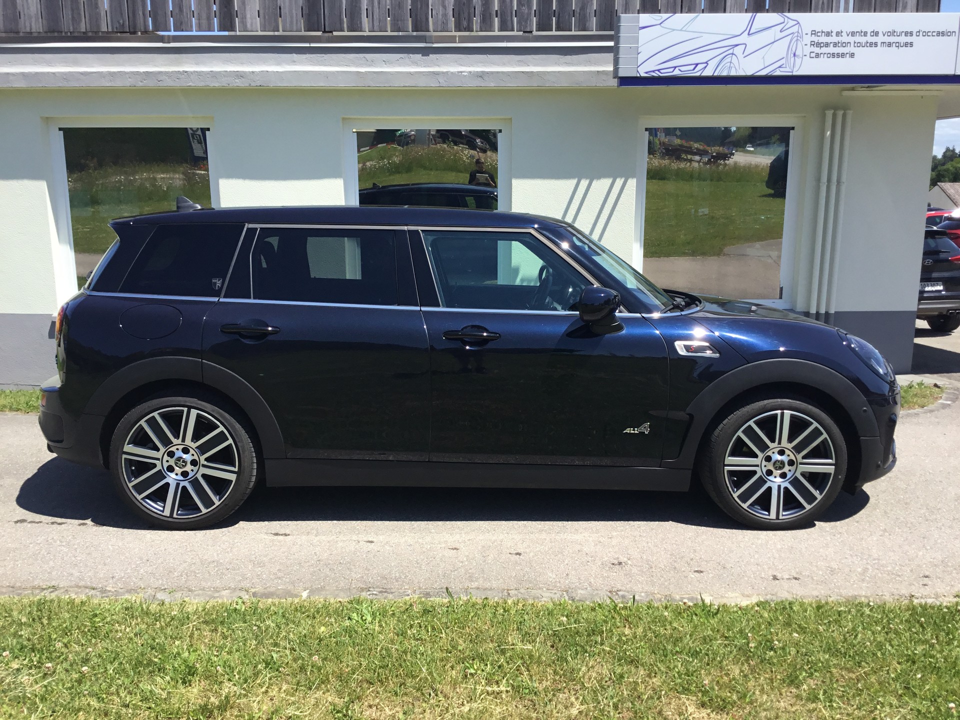 MINI Clubman Cooper S ALL4 Steptronic-image-3