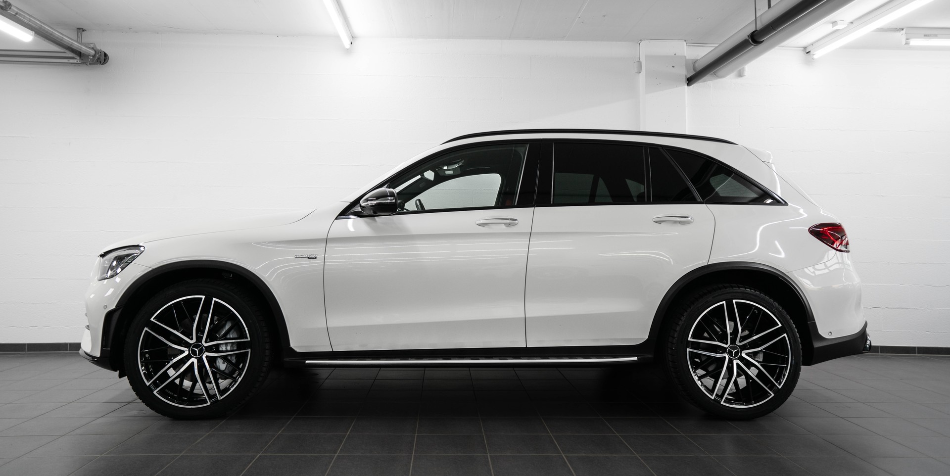 MERCEDES-BENZ GLC 43 AMG 4Matic 9G-Tronic (crochet attelage)-image-3