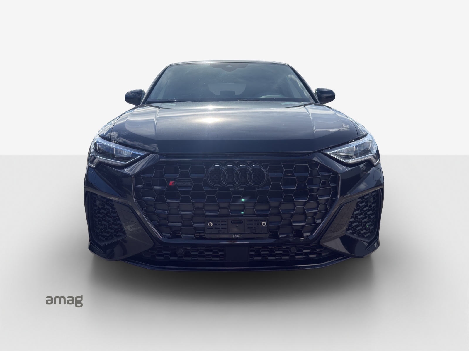 AUDI RS Q3 Sportback quattro S tronic-image-6