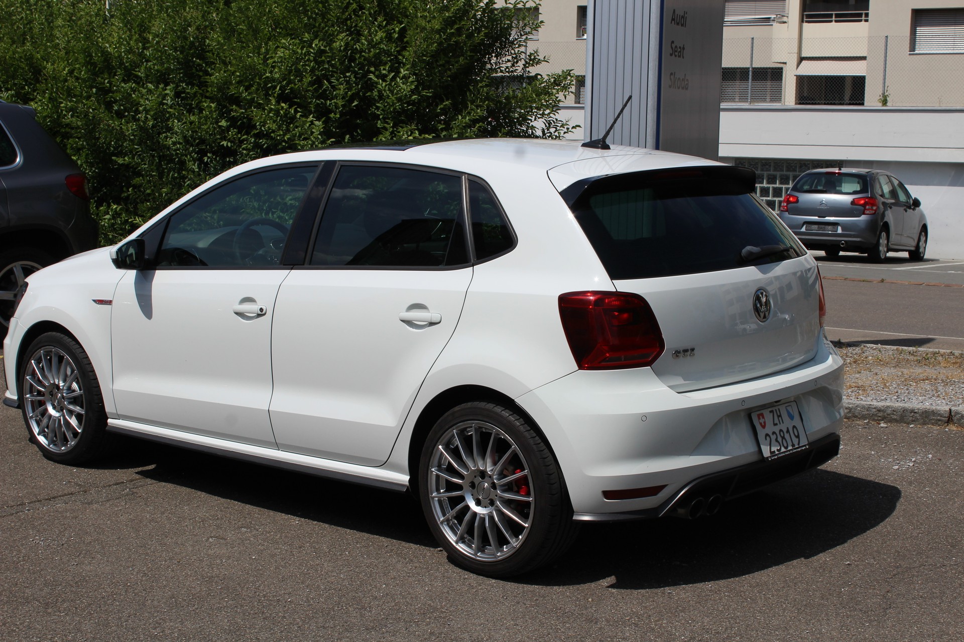VW Polo 1.8 TSI GTI DSG-image-2