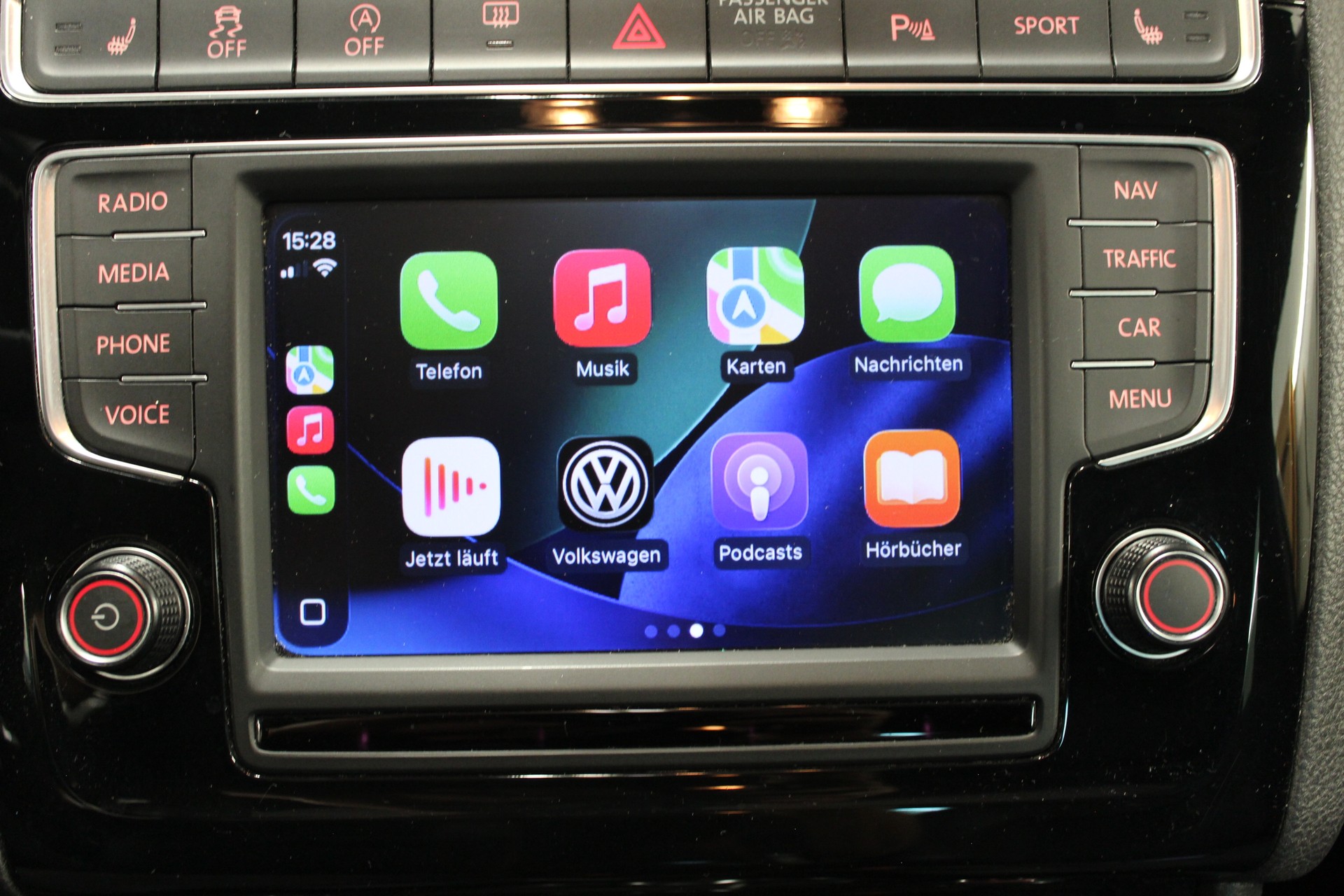 VW Polo 1.8 TSI GTI DSG-image-12