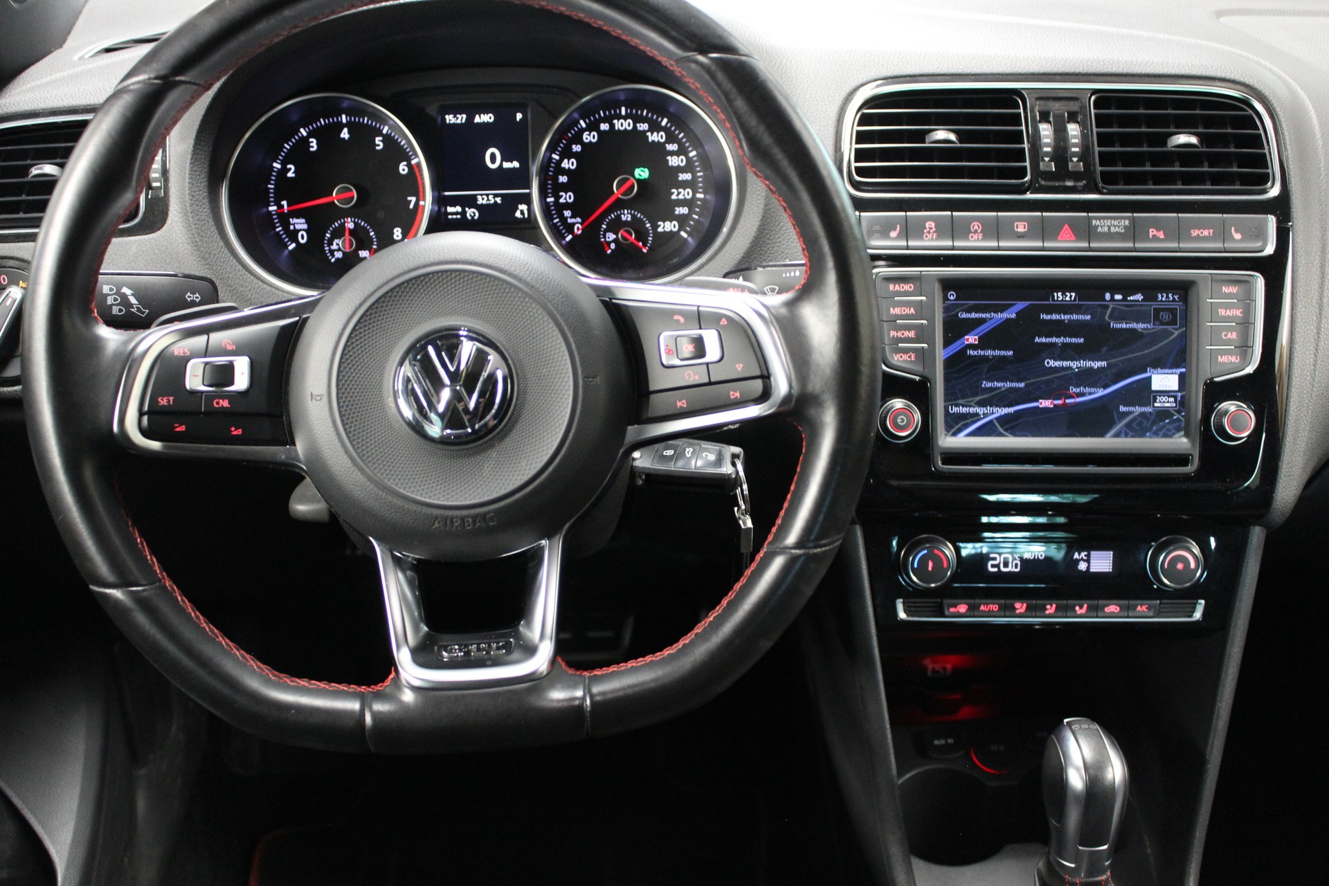 VW Polo 1.8 TSI GTI DSG-image-10