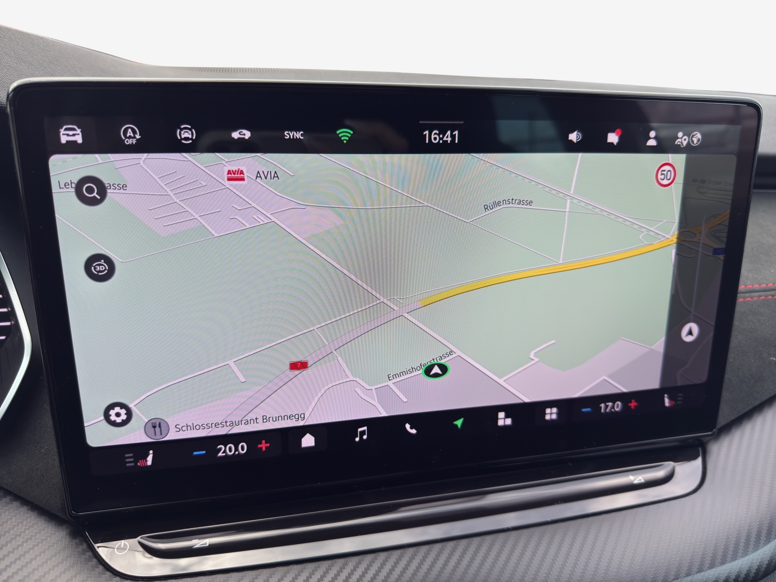 SKODA Octavia Combi 2.0 TSI DSG RS-image-14