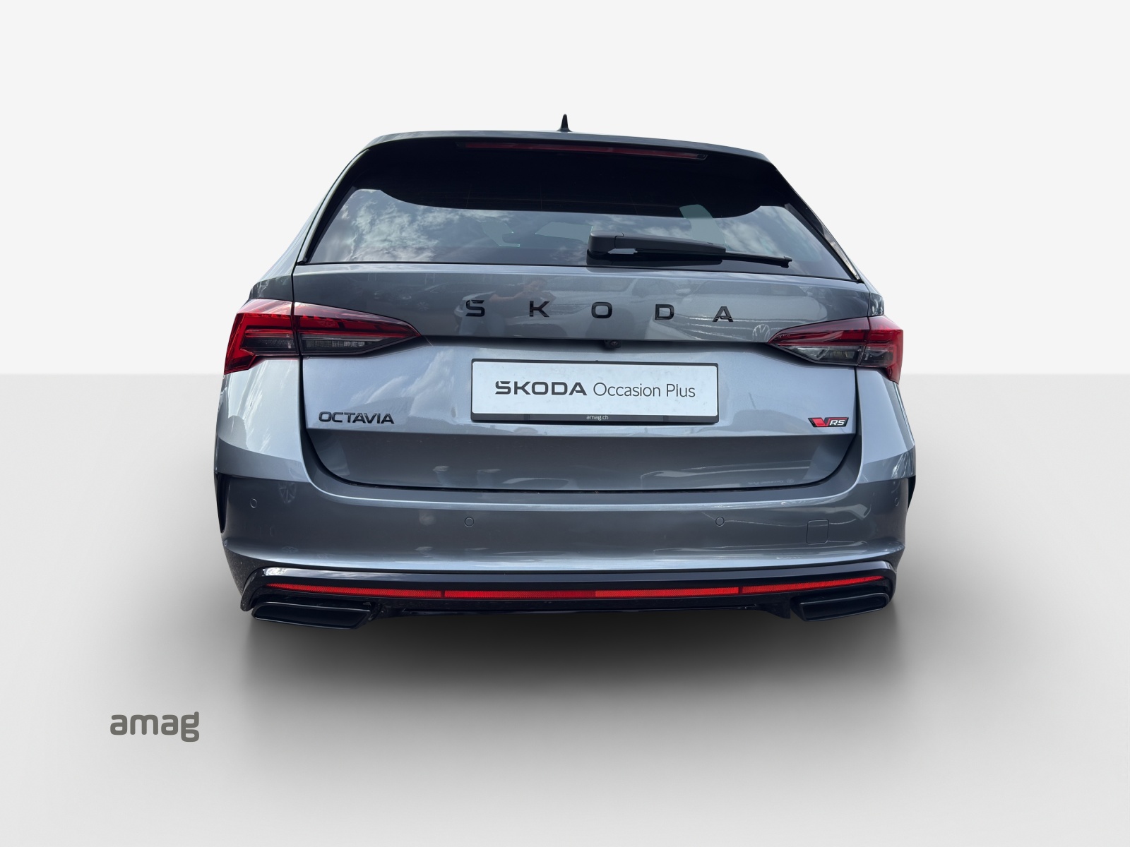 SKODA Octavia Combi 2.0 TSI DSG RS-image-3