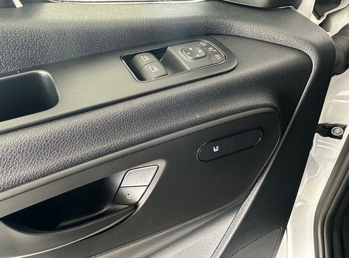 MERCEDES-BENZ Sprinter 317 Kaw. 3665 S 2.0 CDI 170 RHD-image-8