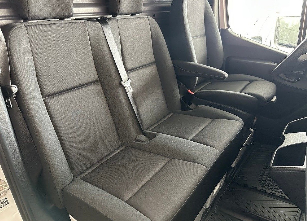 MERCEDES-BENZ Sprinter 317 Kaw. 3665 S 2.0 CDI 170 RHD-image-3