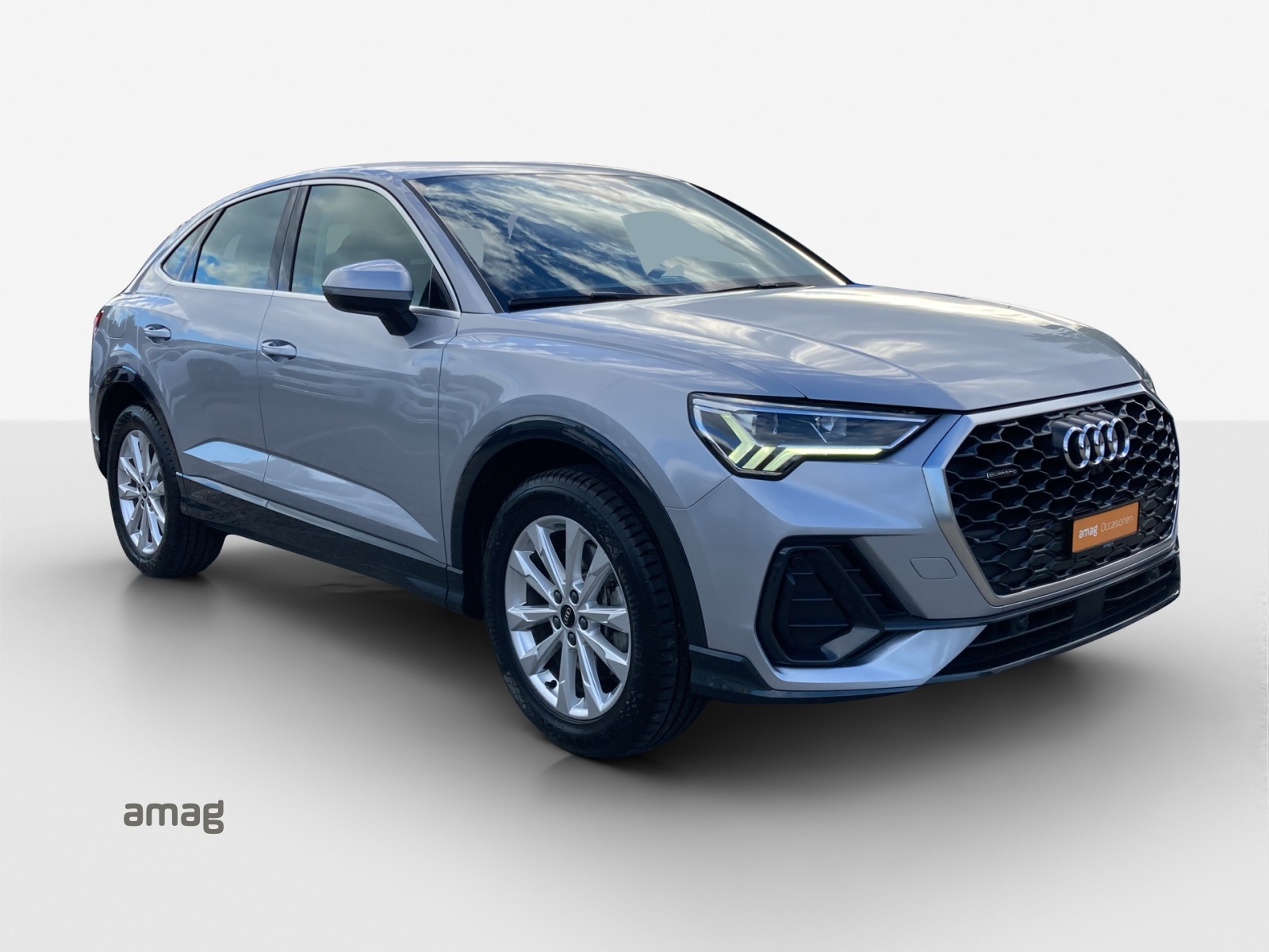 AUDI Q3 Sportback 40 TFSI quattro S-tronic-image-5