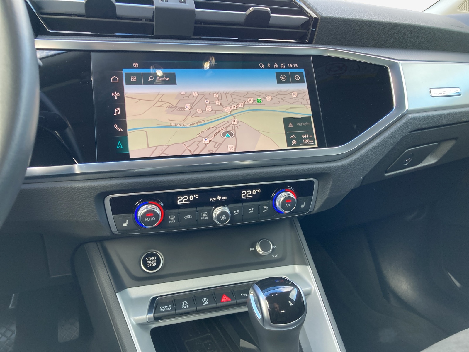 AUDI Q3 Sportback 40 TFSI quattro S-tronic-image-10