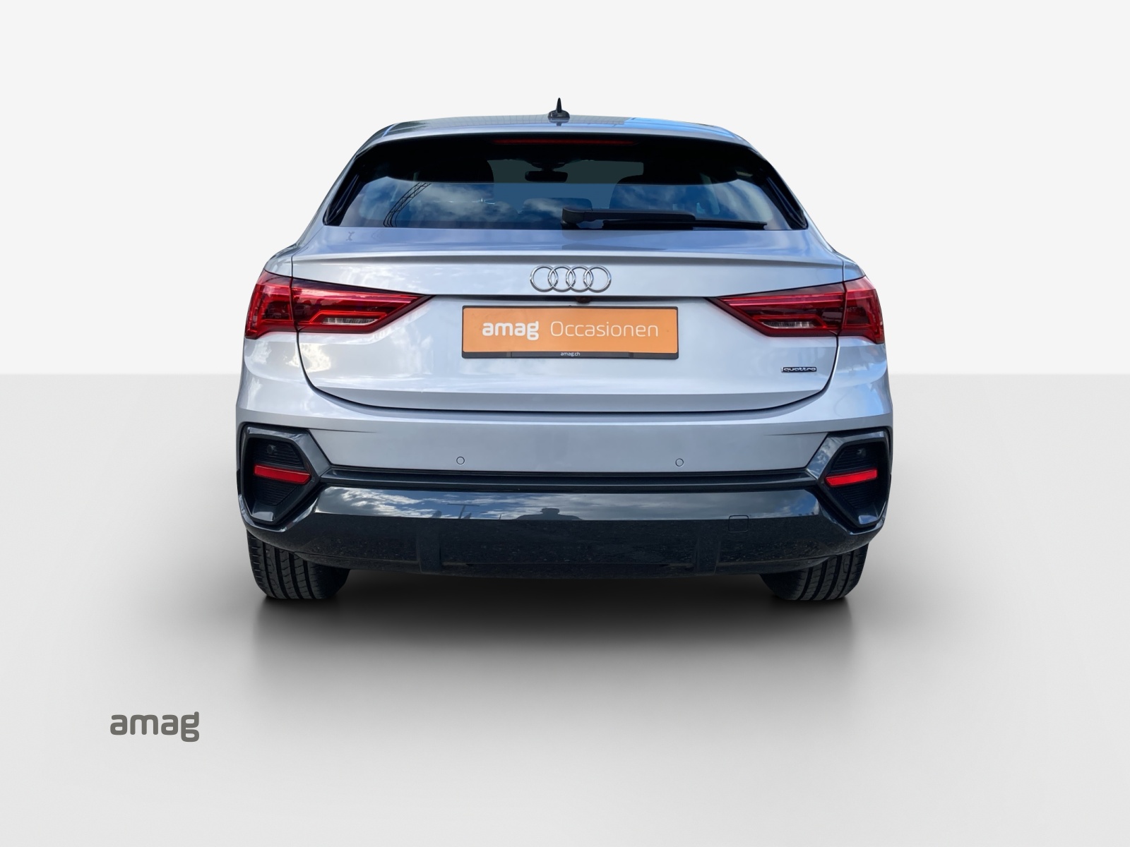 AUDI Q3 Sportback 40 TFSI quattro S-tronic-image-3