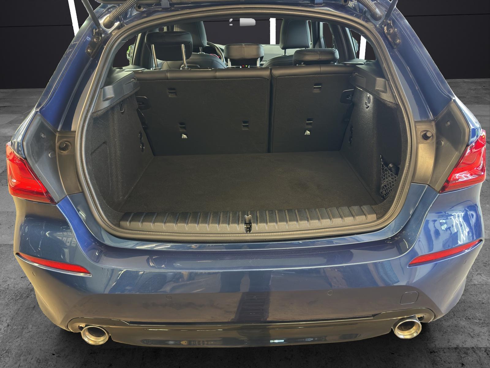 BMW 120d xDrive-image-12