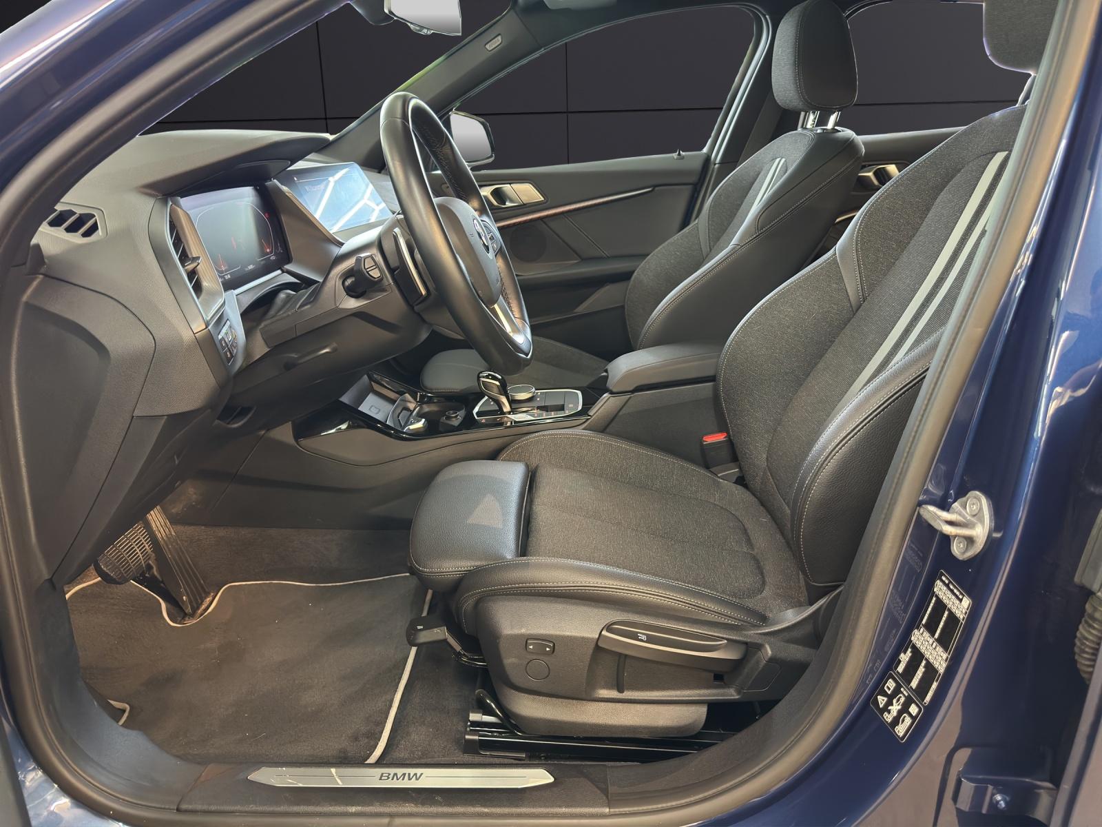 BMW 120d xDrive-image-10