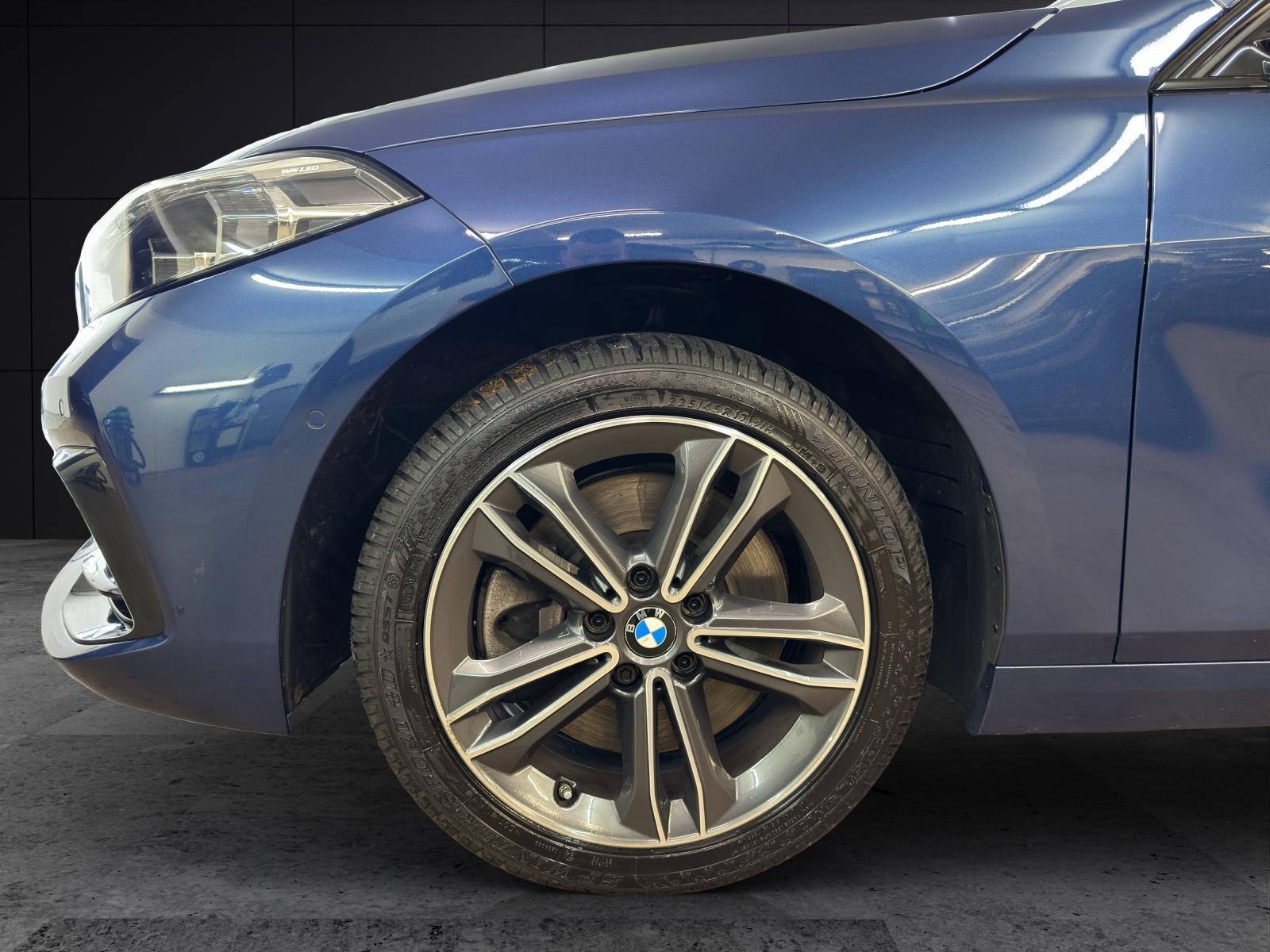 BMW 120d xDrive-image-8