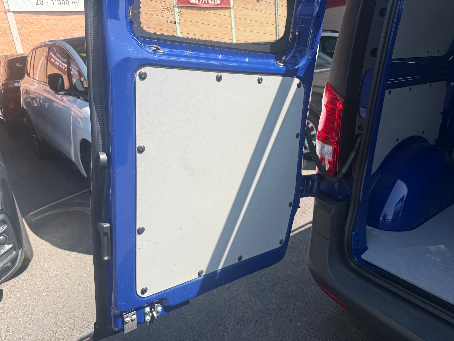 MERCEDES-BENZ Vito 116 CDI Base-image-16
