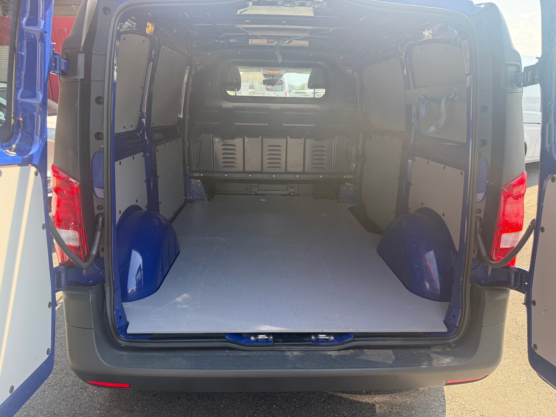 MERCEDES-BENZ Vito 116 CDI Base-image-6