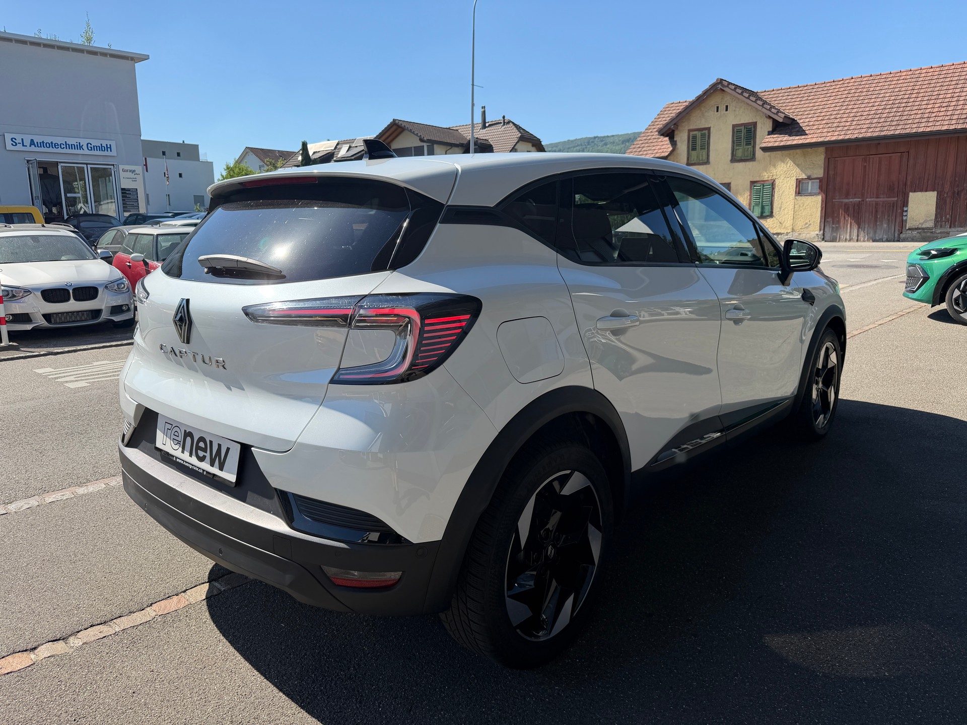 RENAULT Captur 1.3 TCe 140 techno-image-3