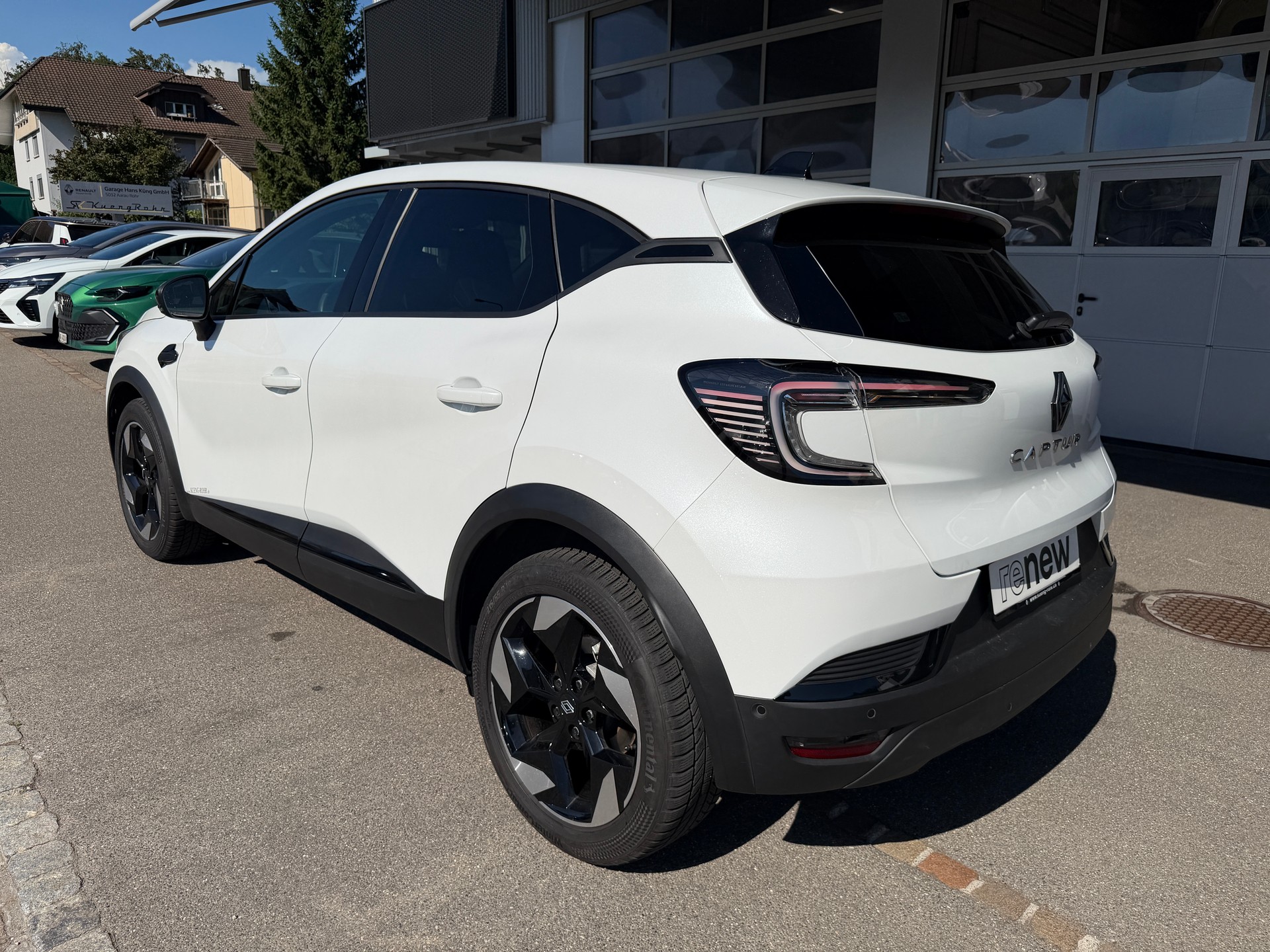 RENAULT Captur 1.3 TCe 140 techno-image-1