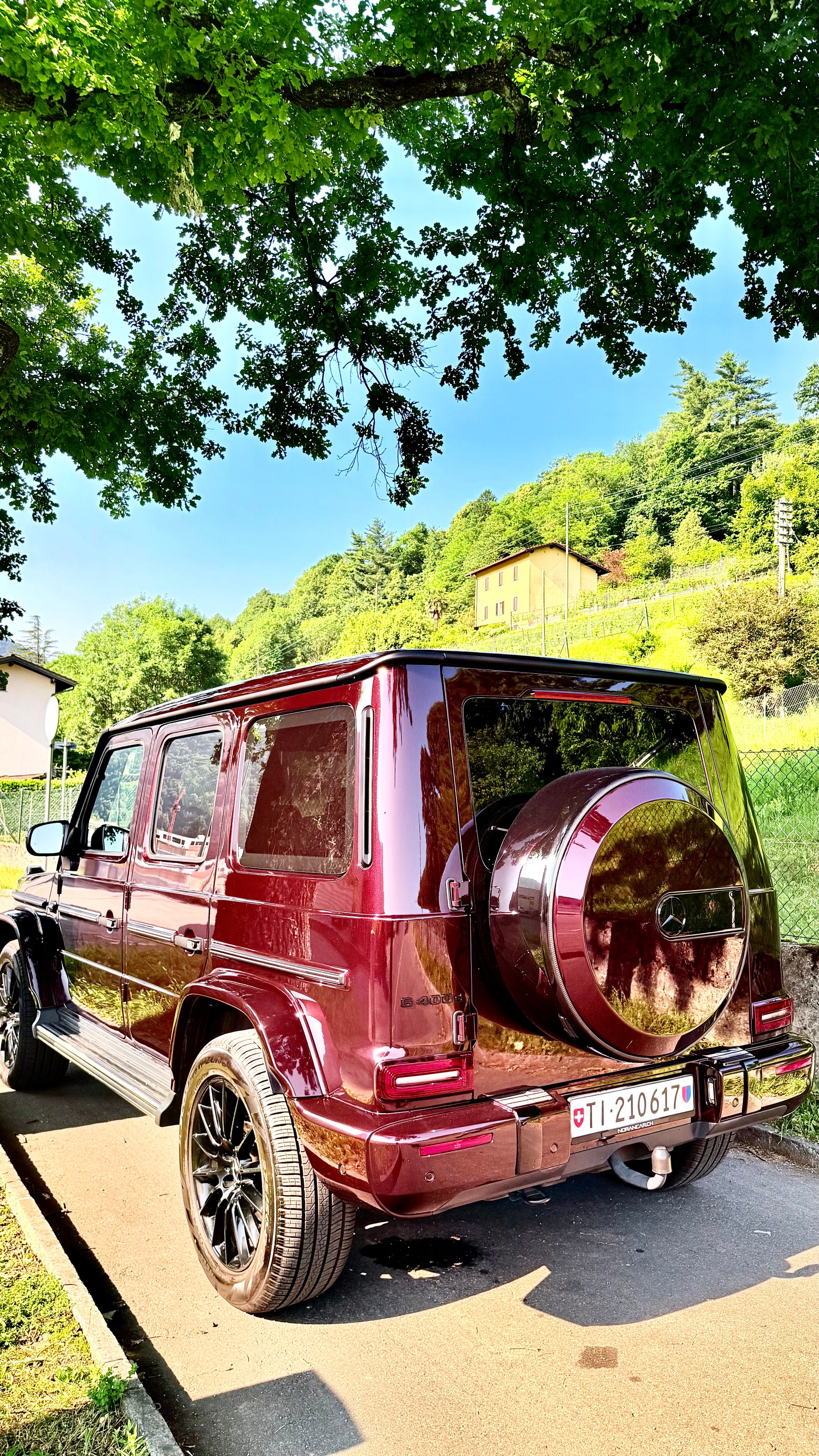 MERCEDES-BENZ G 400 d AMG Line 9G-Tronic-image-4
