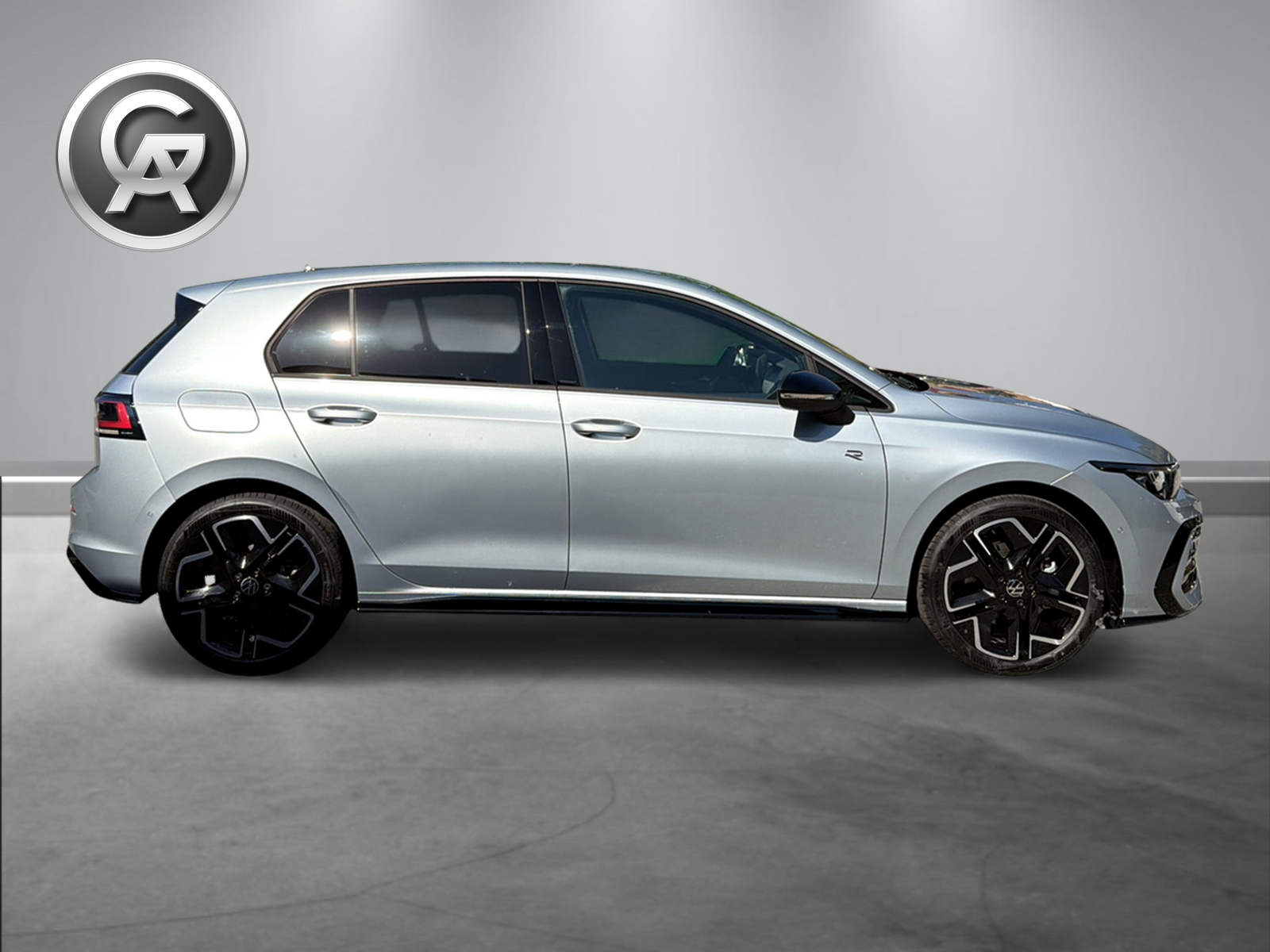 VW Golf 2.0 TSI R-Line DSG 4 Motion-image-5