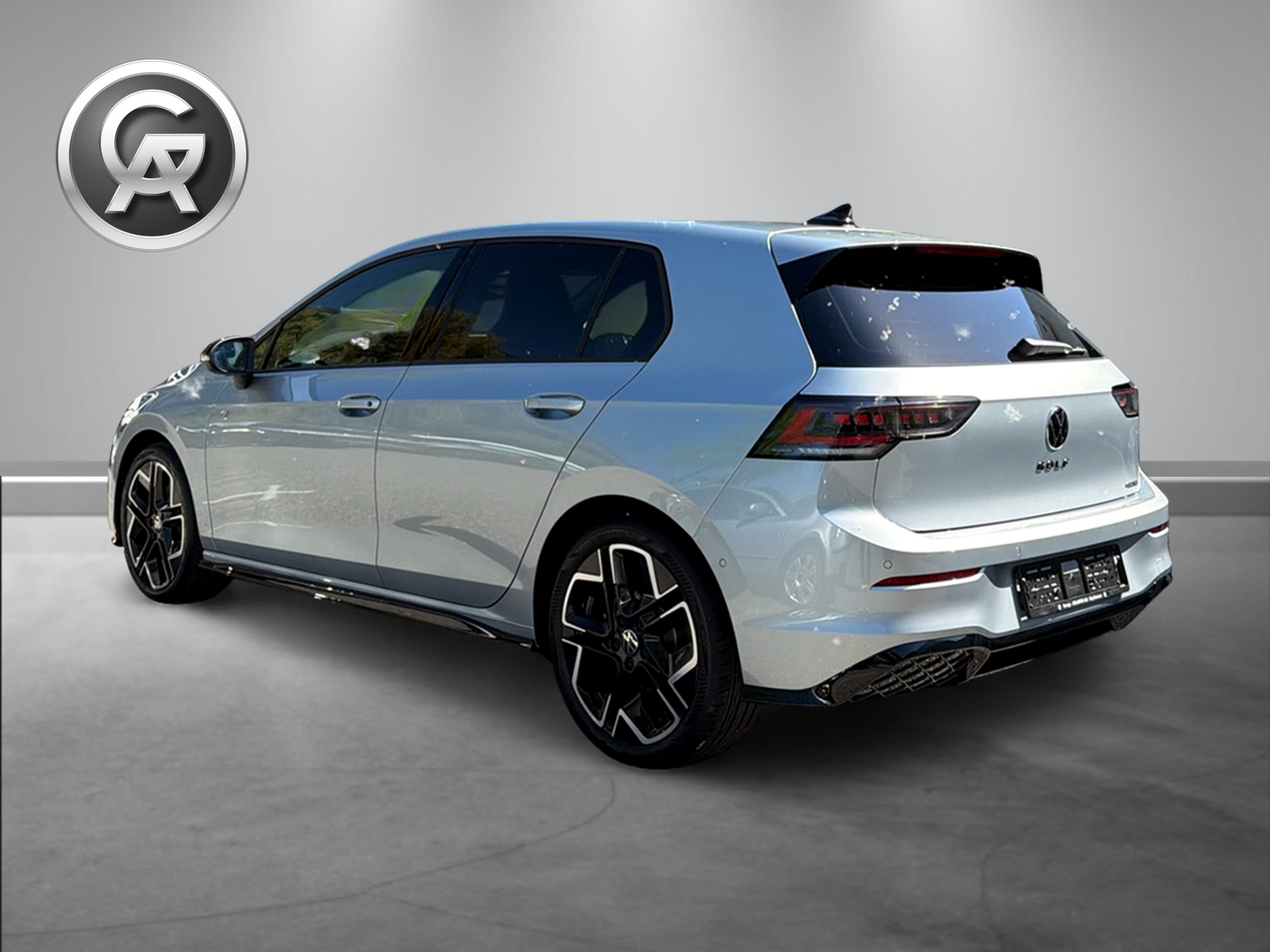 VW Golf 2.0 TSI R-Line DSG 4 Motion-image-9
