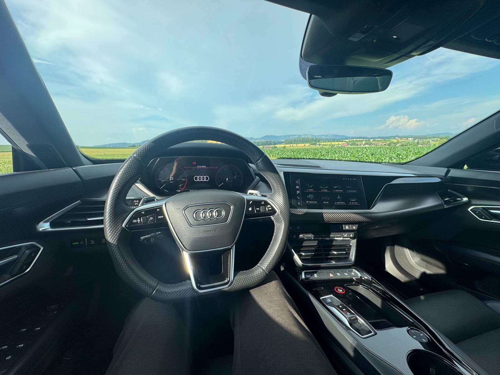 AUDI e-tron GT quattro-image-8