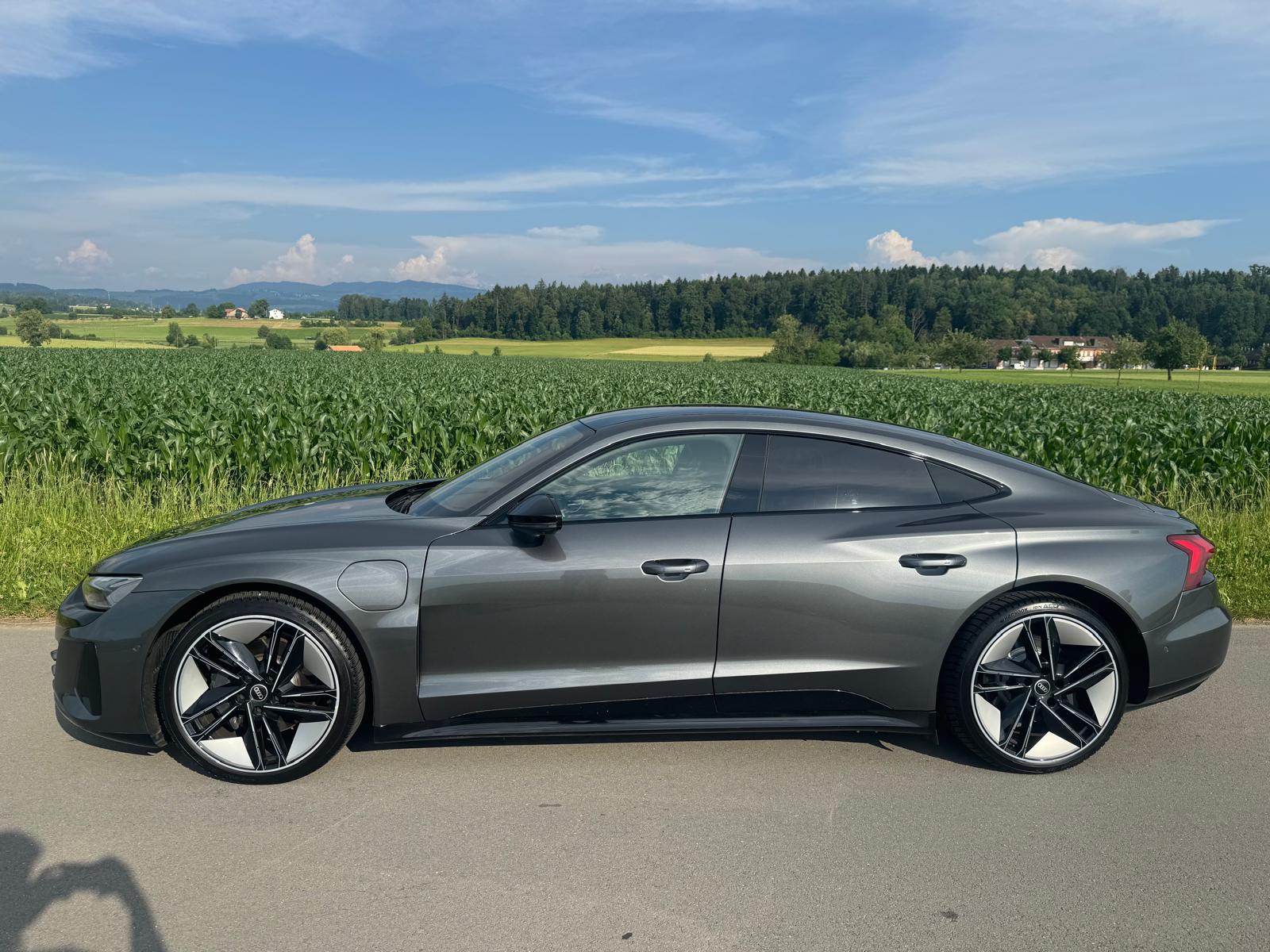 AUDI e-tron GT quattro-image-3