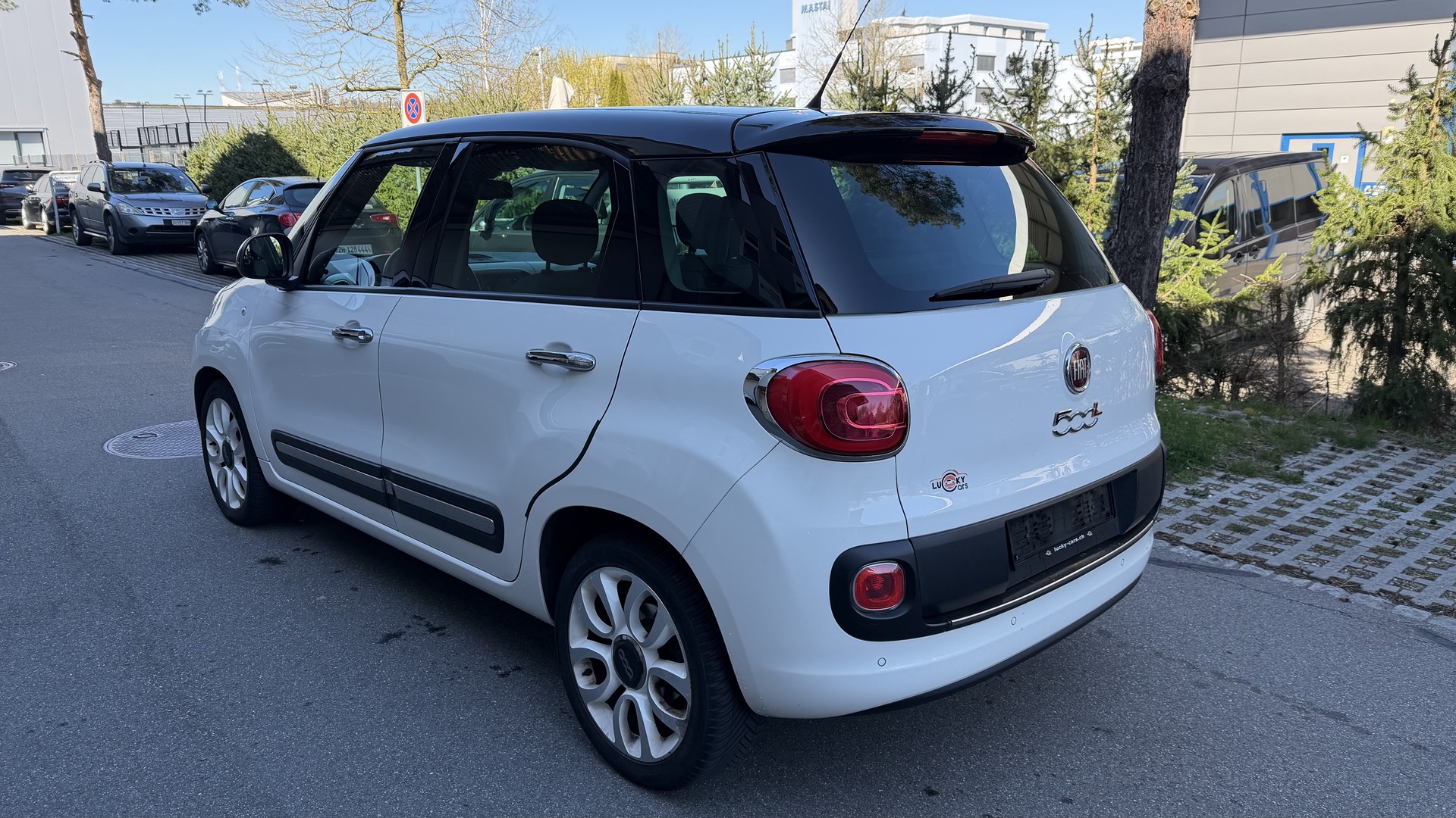 FIAT 500L-image-1