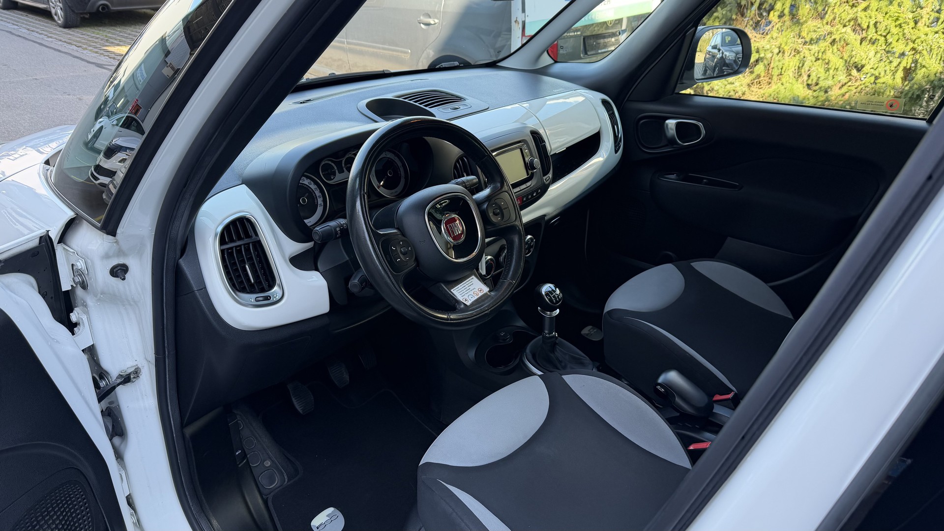 FIAT 500L-image-6