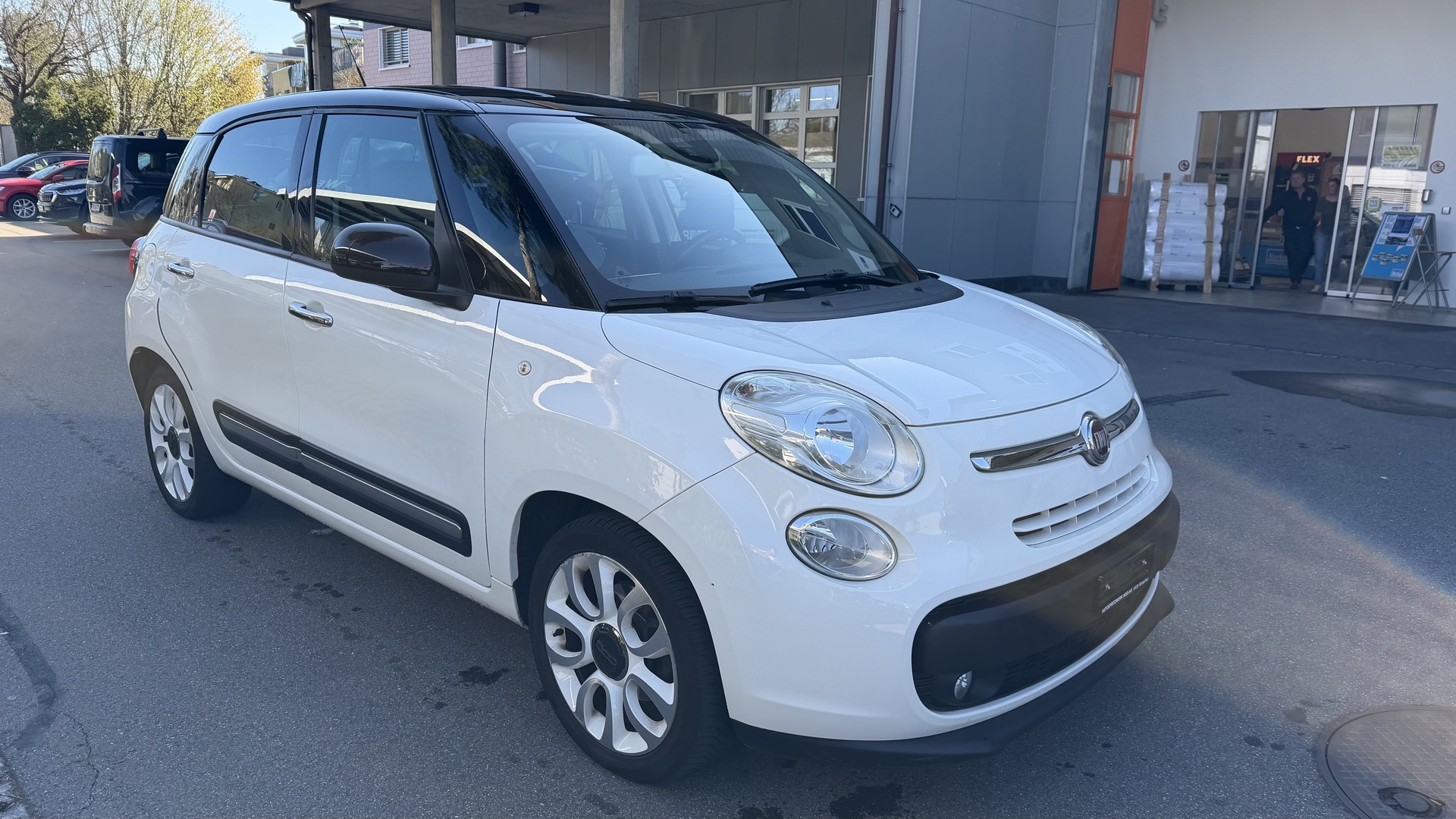 FIAT 500L-image-3