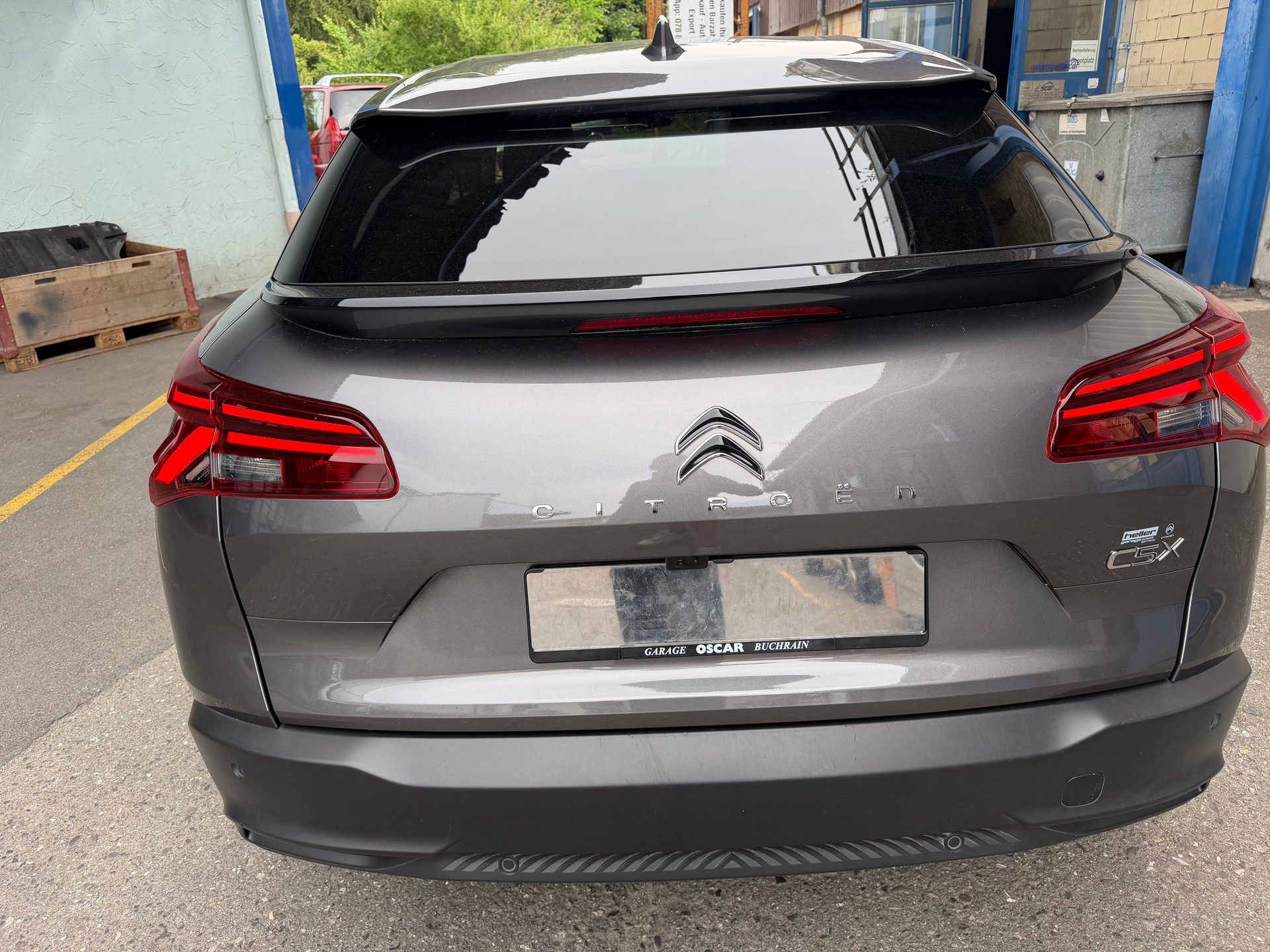 CITROEN C5 X 1.6i PHEV Shine e-EAT8-image-6