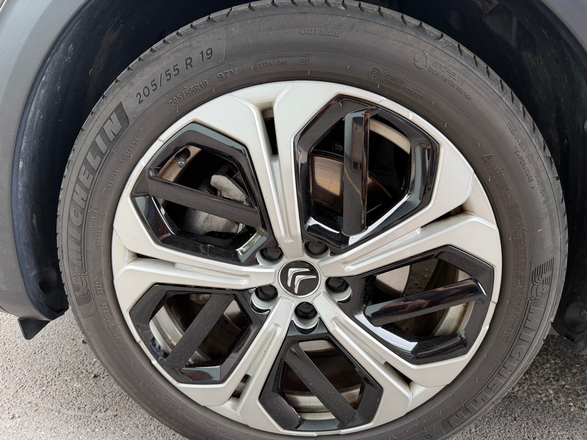 CITROEN C5 X 1.6i PHEV Shine e-EAT8-image-11