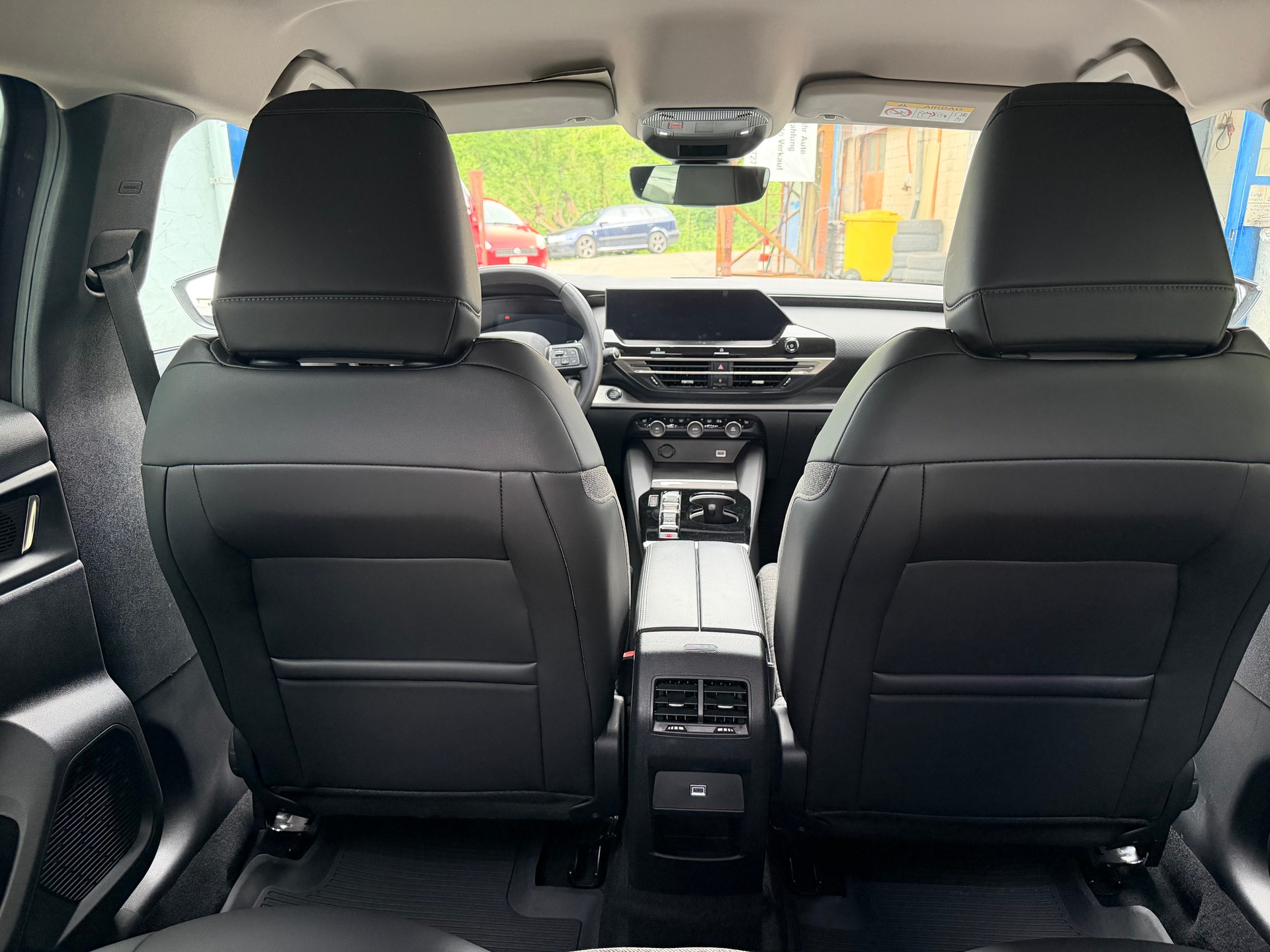 CITROEN C5 X 1.6i PHEV Shine e-EAT8-image-3