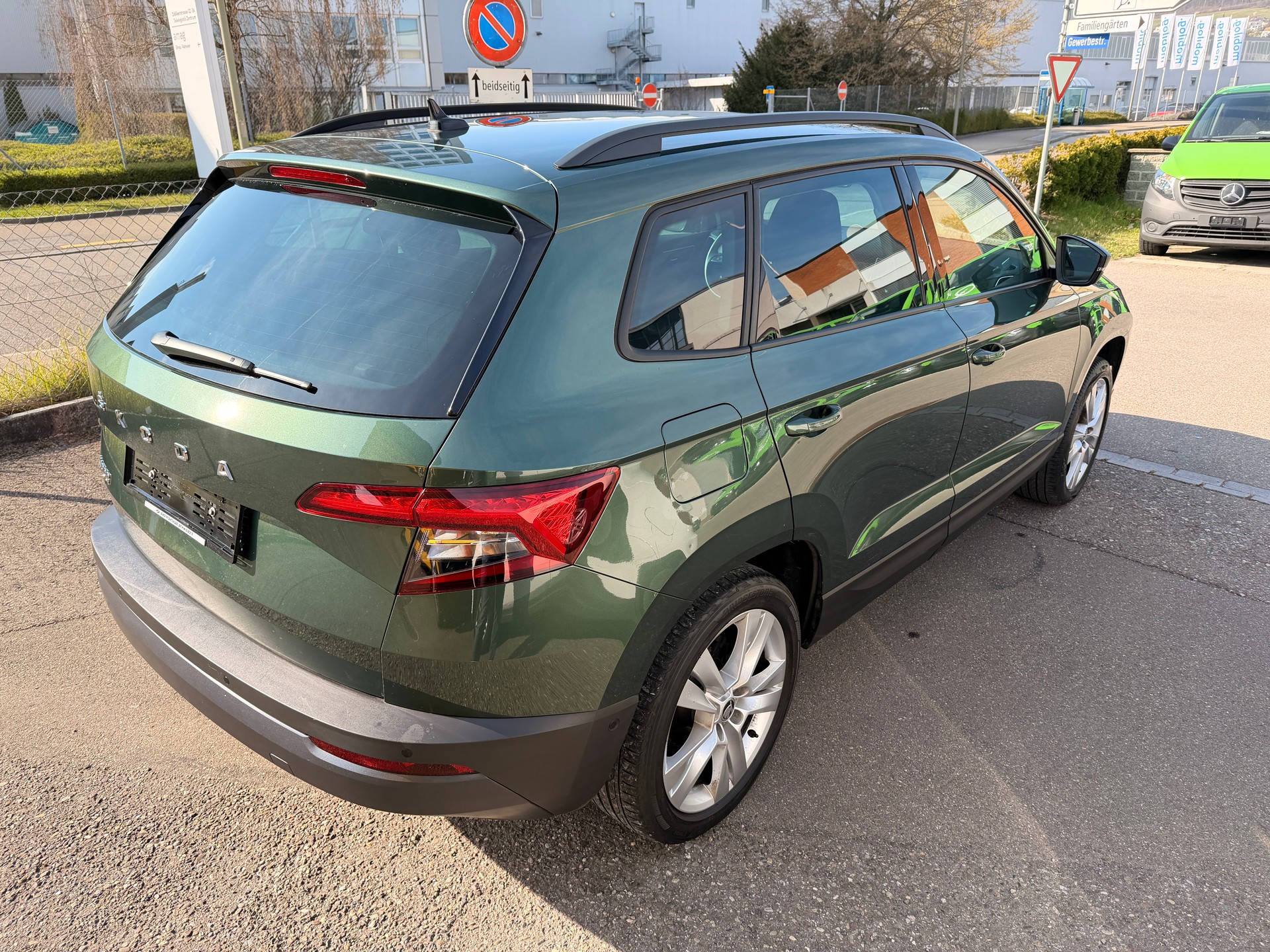 SKODA Karoq 1.5 TSI ACT SportLine DSG-image-4