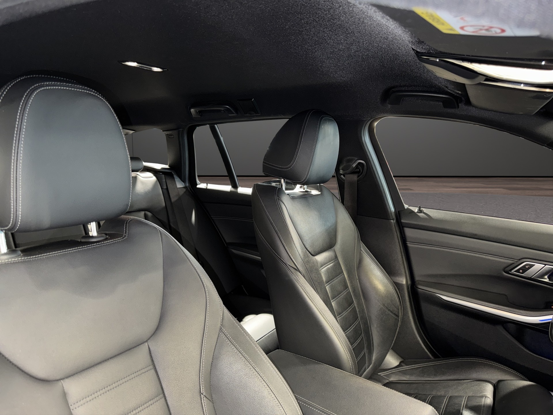 BMW M340i xDrive Touring-image-20