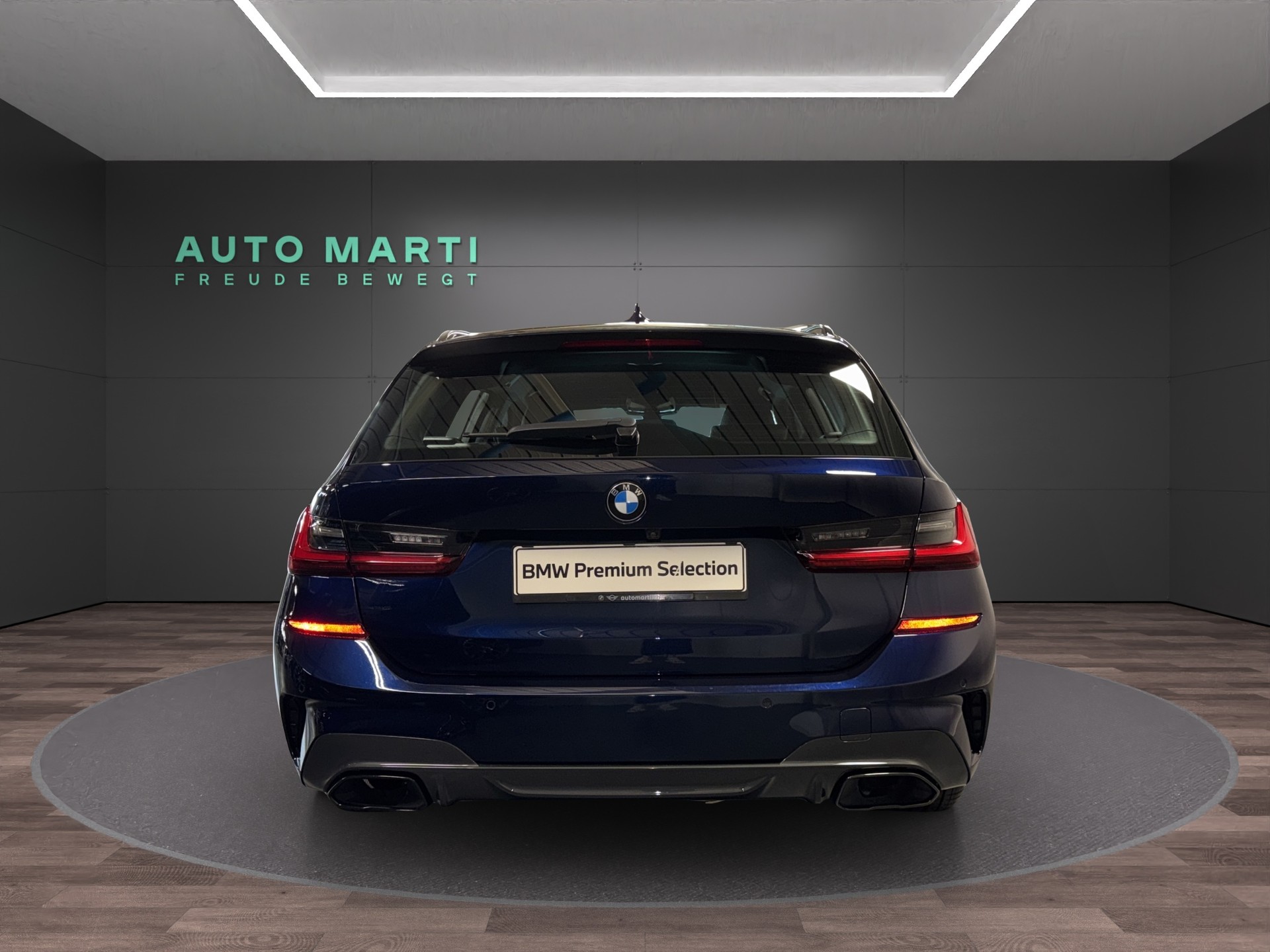 BMW M340i xDrive Touring-image-2