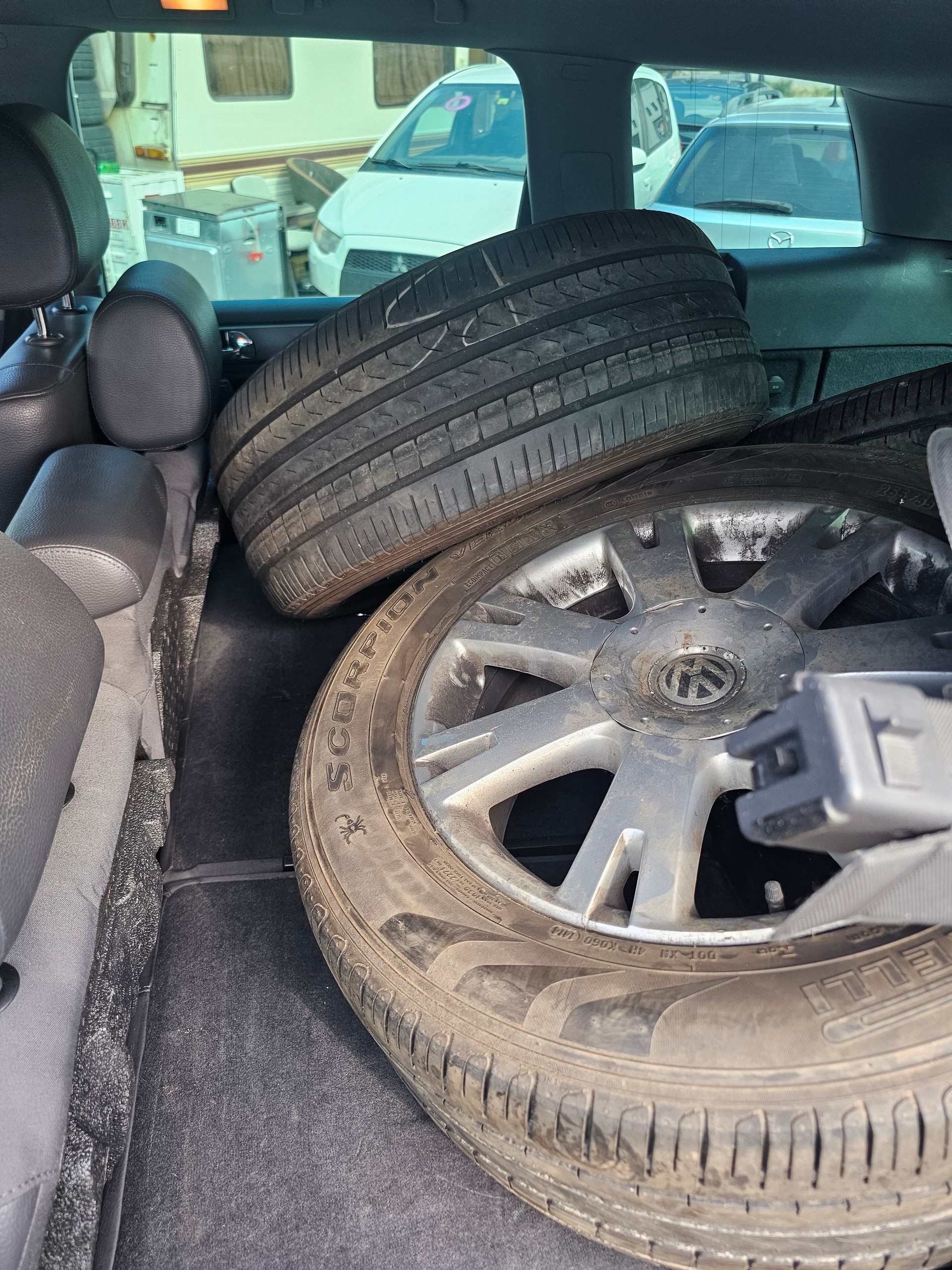 VW Touareg 2.5 TDI-image-11